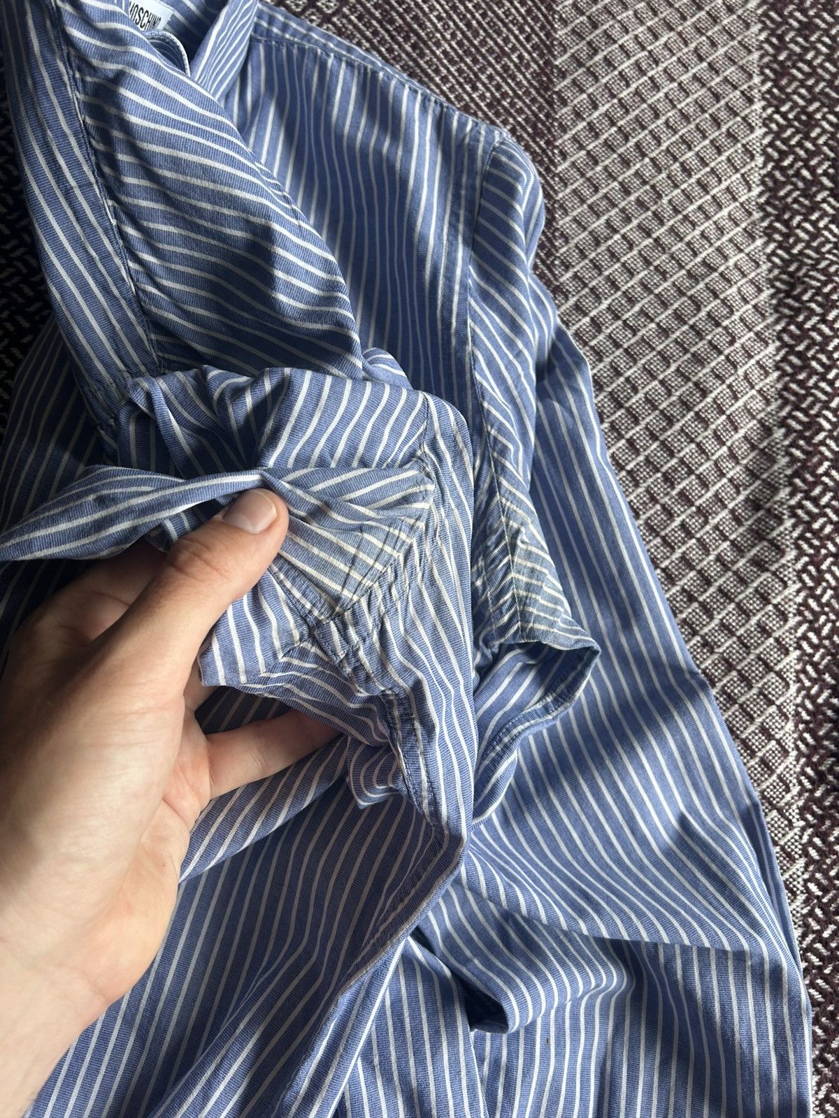 Vintage Moschino Striped Solid Shirt Blue Mens Size 40 Size US M / EU 48-50 / 2 - 8 Thumbnail