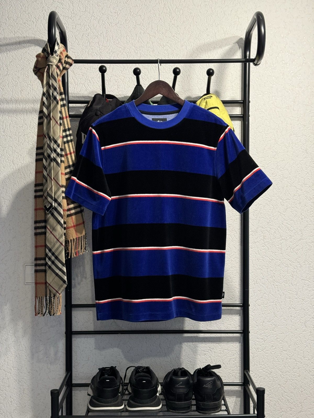 Stussy Stussy velour stripped tshirt Size US S / EU 44-46 / 1 - 1 Thumbnail