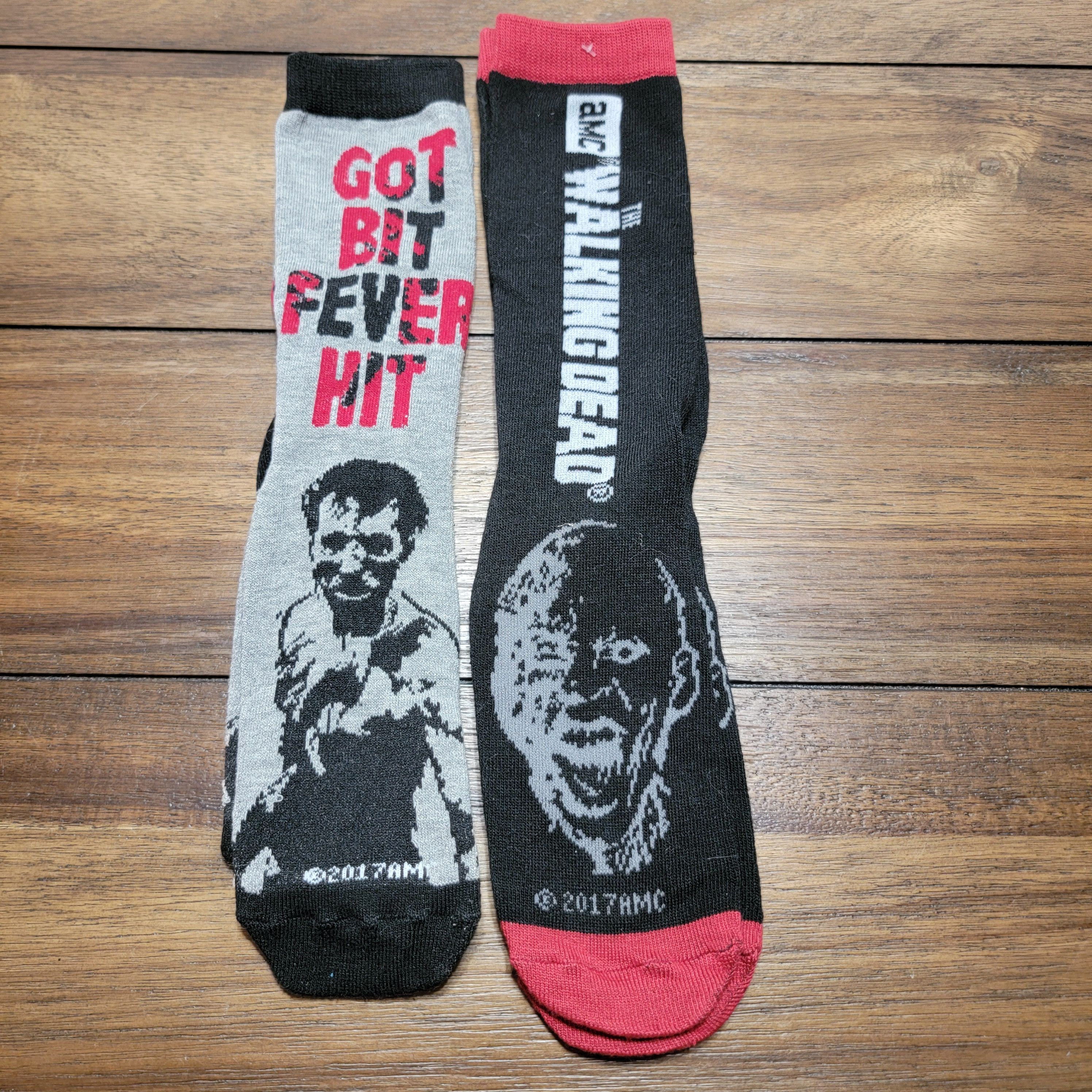Other 2 Pair AMC Walking Dead Crew Socks -OSFM NWT Size ONE SIZE - 1 Thumbnail