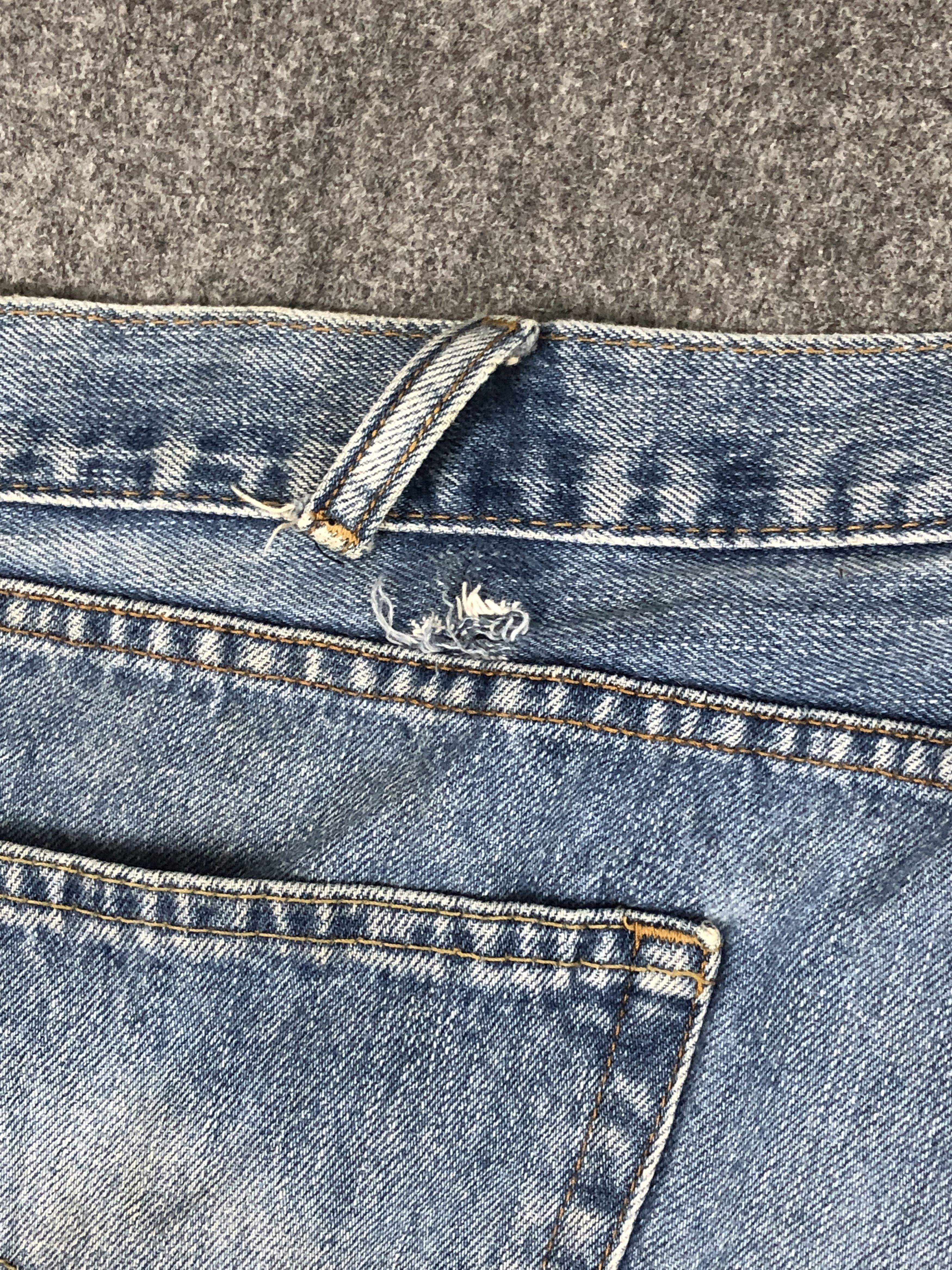 Levi's Stone Washed Vintage Levis 505 Jeans DP2354 Size US 41 - 19 Thumbnail