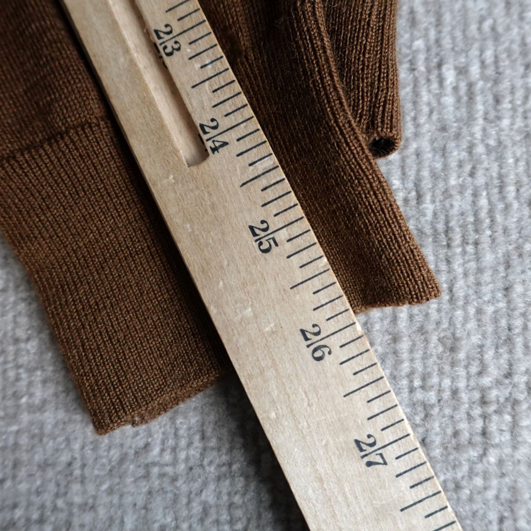 H&M H&M Mens Sweater Pullover Long Sleeve Brown Turtleneck Wool Blend M Casual Winter Fall Regular Mens Breathing Easy Care Machine Washable Size US M / EU 48-50 / 2 - 8 Thumbnail