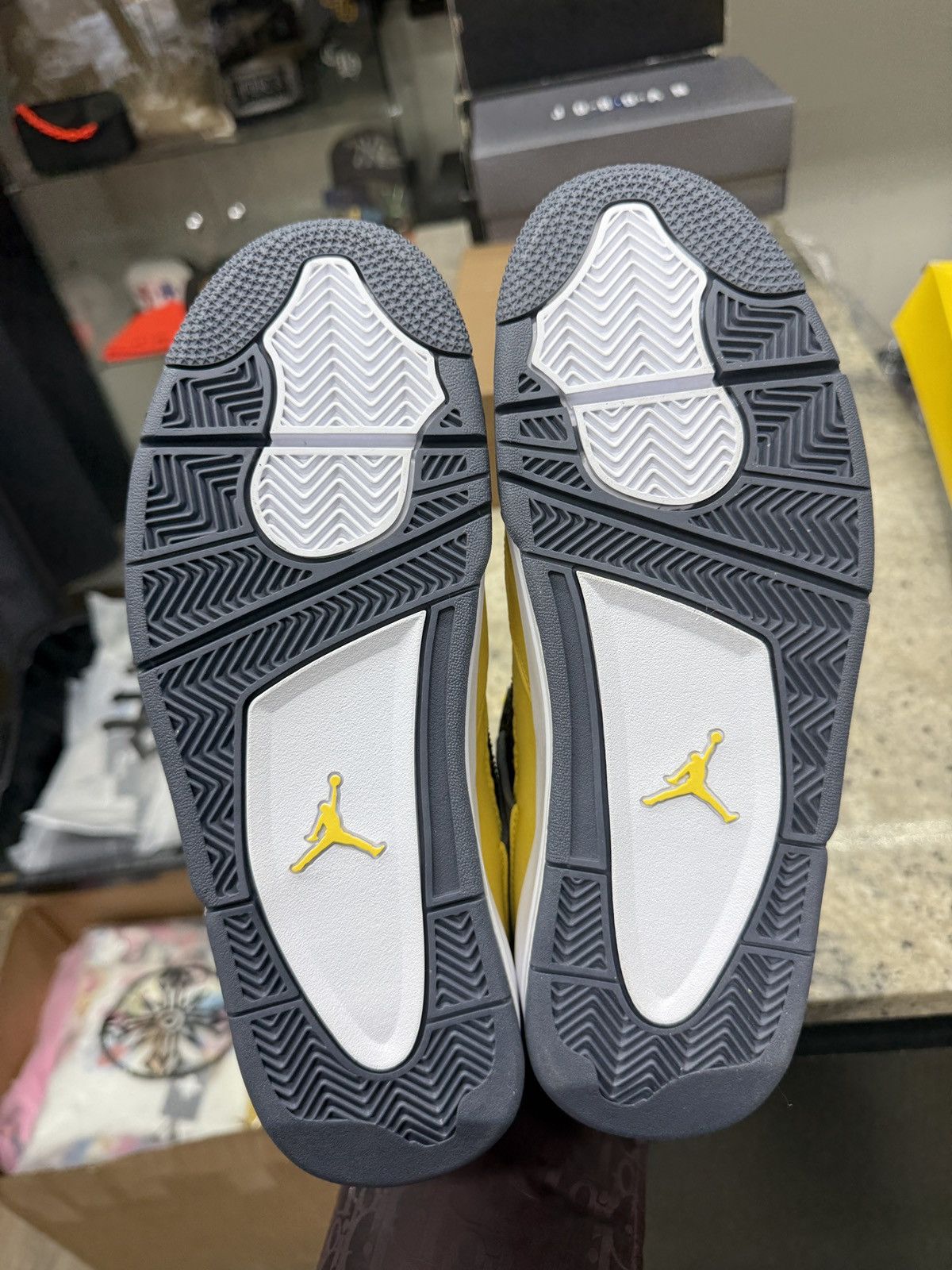 Jordan Brand Air Jordan 4 Retro Lighting’s Size US 9.5 / EU 42-43 - 5 Thumbnail