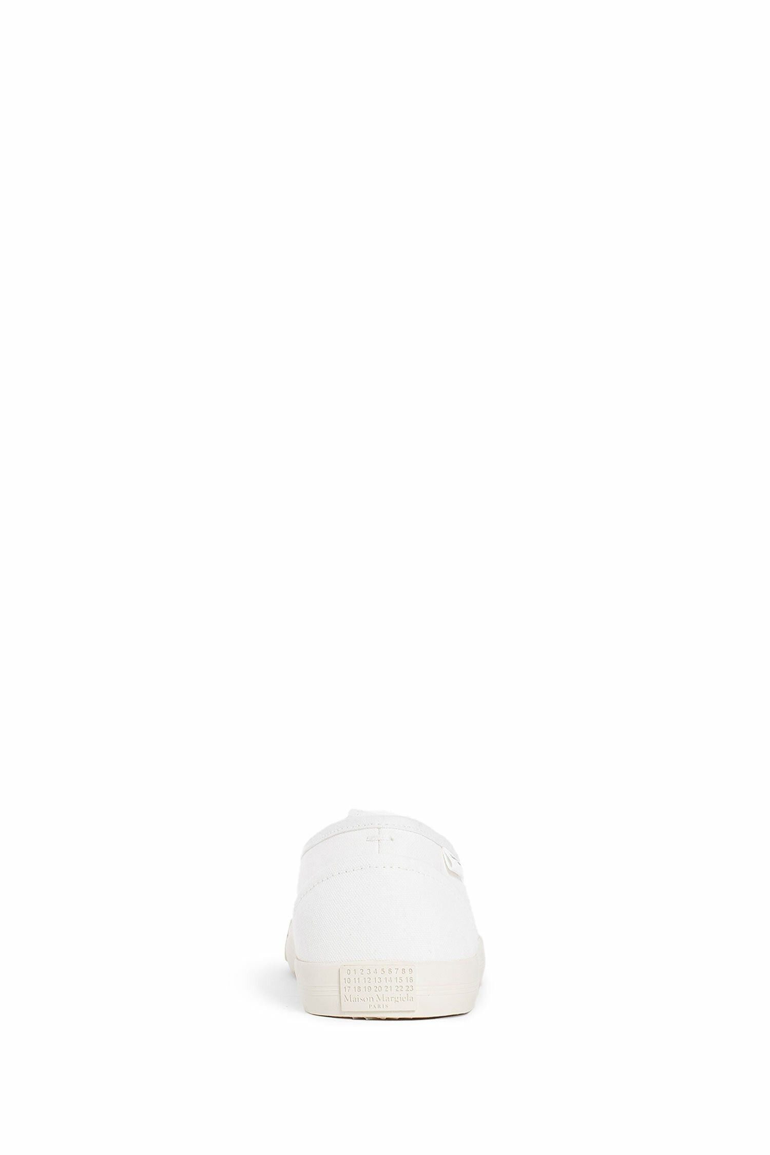 Maison Margiela oc11z0825 Tabi Mary Jane Sneakers in White Size US 11 / IT 41 - 3 Thumbnail