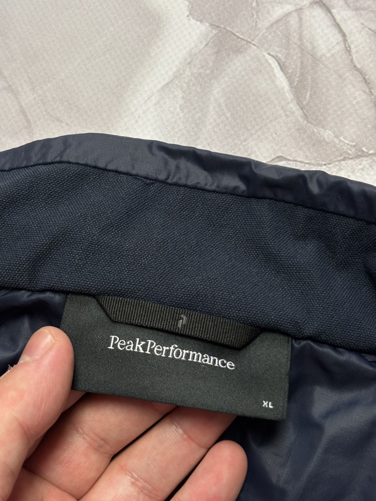 Peak Performance Peak Performance Radiance Insulated Hybrid Vest Women's XL Size XL / US 12-14 / IT 48-50 - 15 Thumbnail