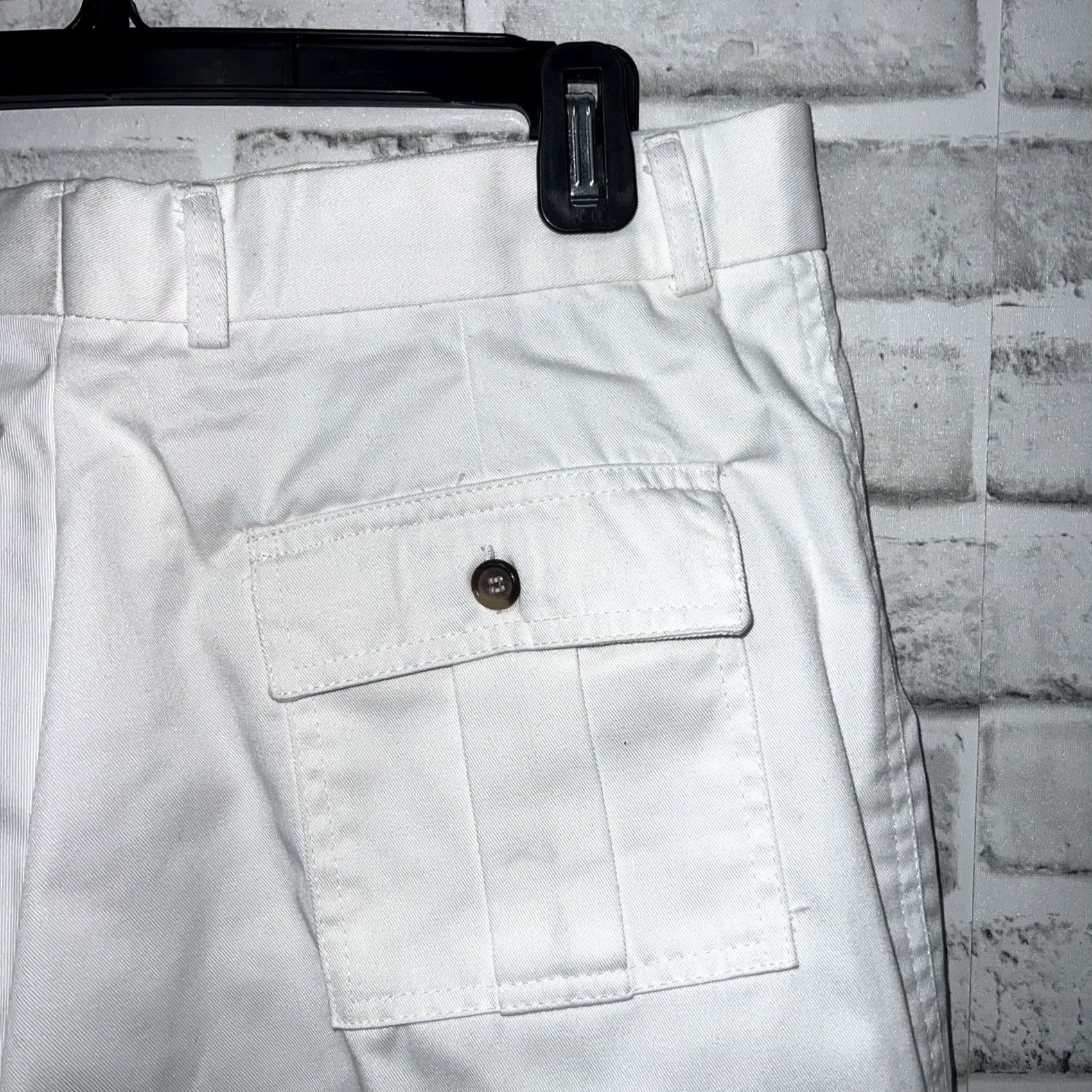 Vintage VINTAGE Robinsons Cargo Shorts Mens Size 34 White Regular Cargo Mens 34 White VTG Robinsons Size US 34 / EU 50 - 3 Thumbnail