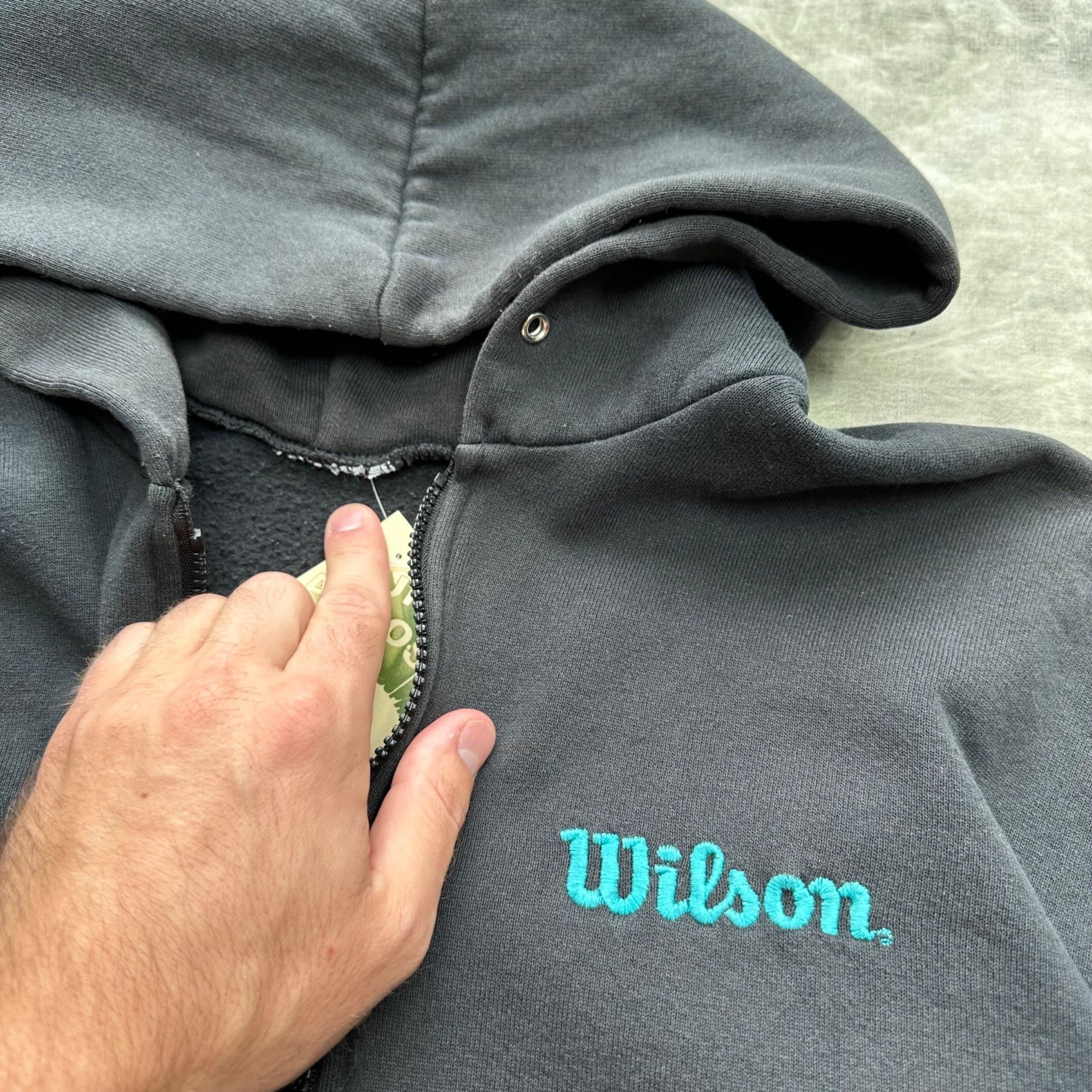 Vintage Vintage Wilson Heavy Zip Up Hoodie Sweatshirt Black Size US L / EU 52-54 / 3 - 3 Thumbnail