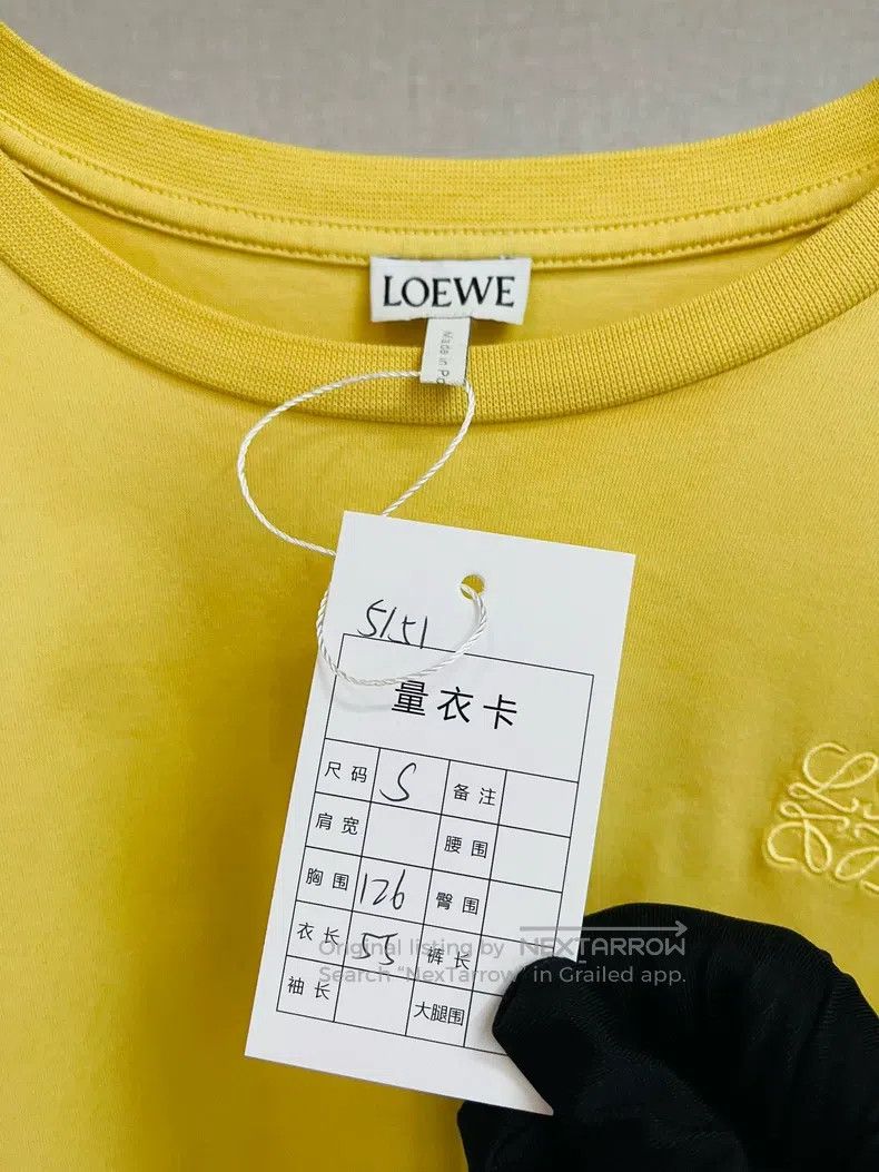 Loewe Loewe Mustard yellow logo embroidered short-sleeve Size S / US 4 / IT 40 - 2 Thumbnail