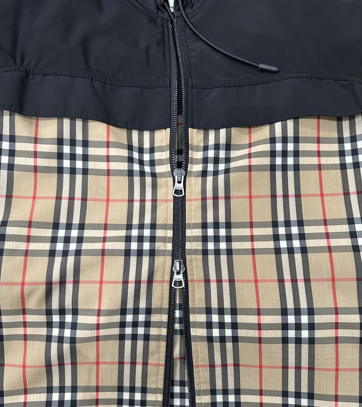 Burberry BURBERRY NYLON NOVA CHECK HOODED WINDBREAKER SMALL Size US S / EU 44-46 / 1 - 4 Thumbnail