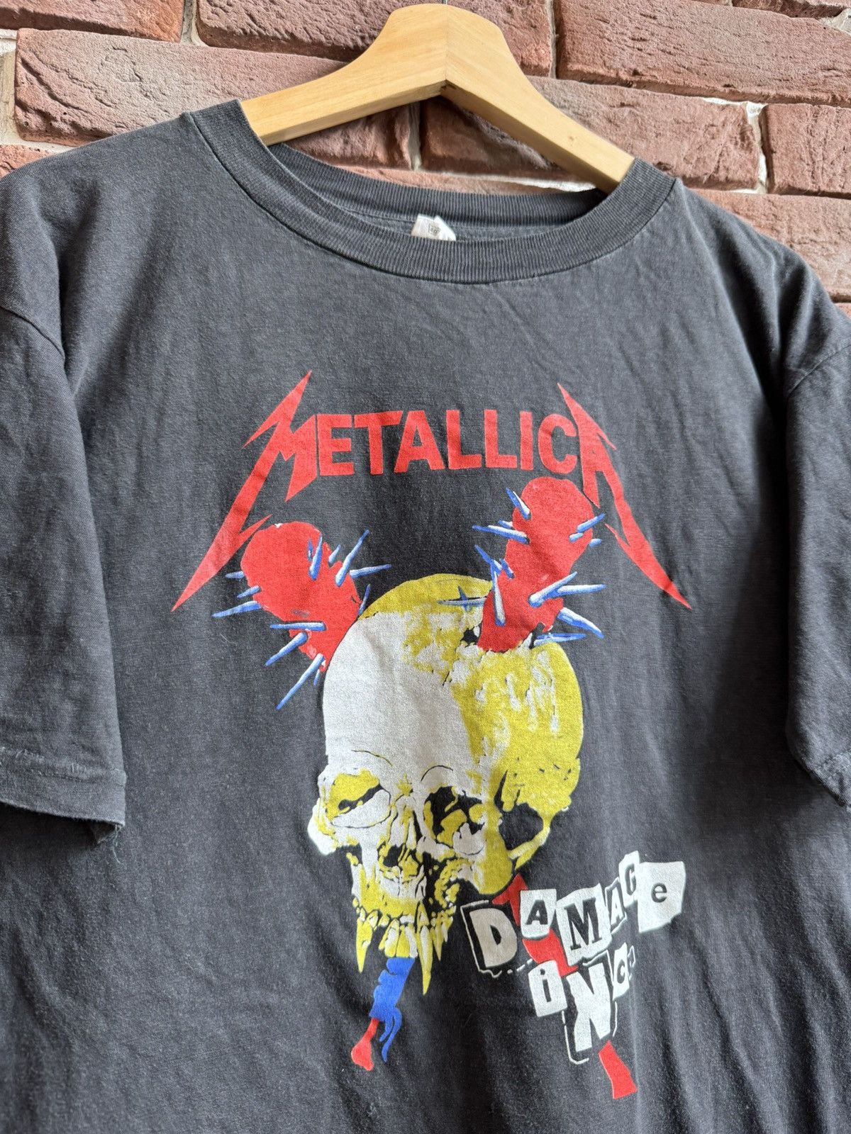 Band Tees Metallica Damage Inc Pushead Metal Band 90s Vintage T-Shirt Size US M / EU 48-50 / 2 - 2 Thumbnail
