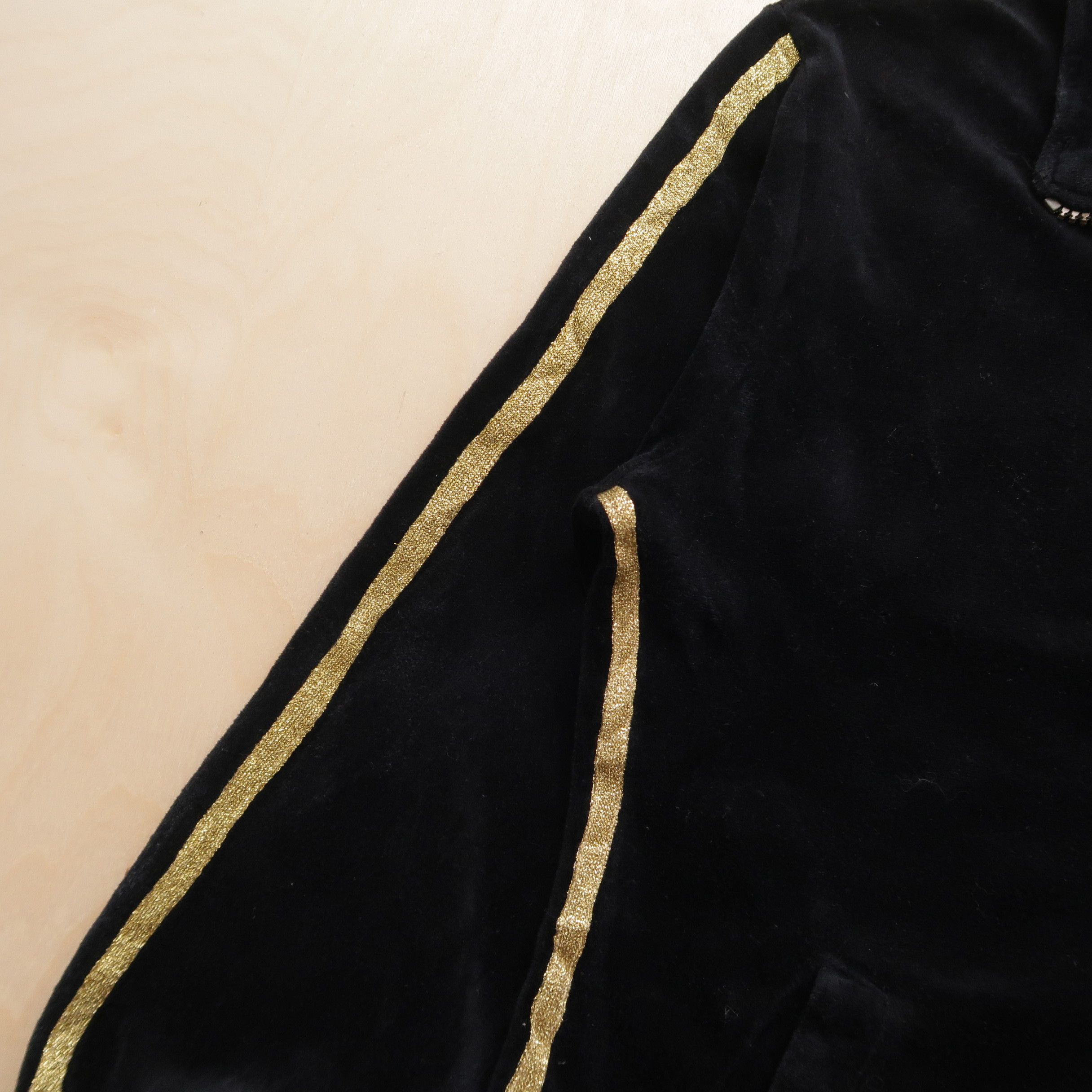 Japanese Brand 2000s Playboy Track Jacket Velvet Gold Tapped Size L / US 10 / IT 46 - 8 Thumbnail