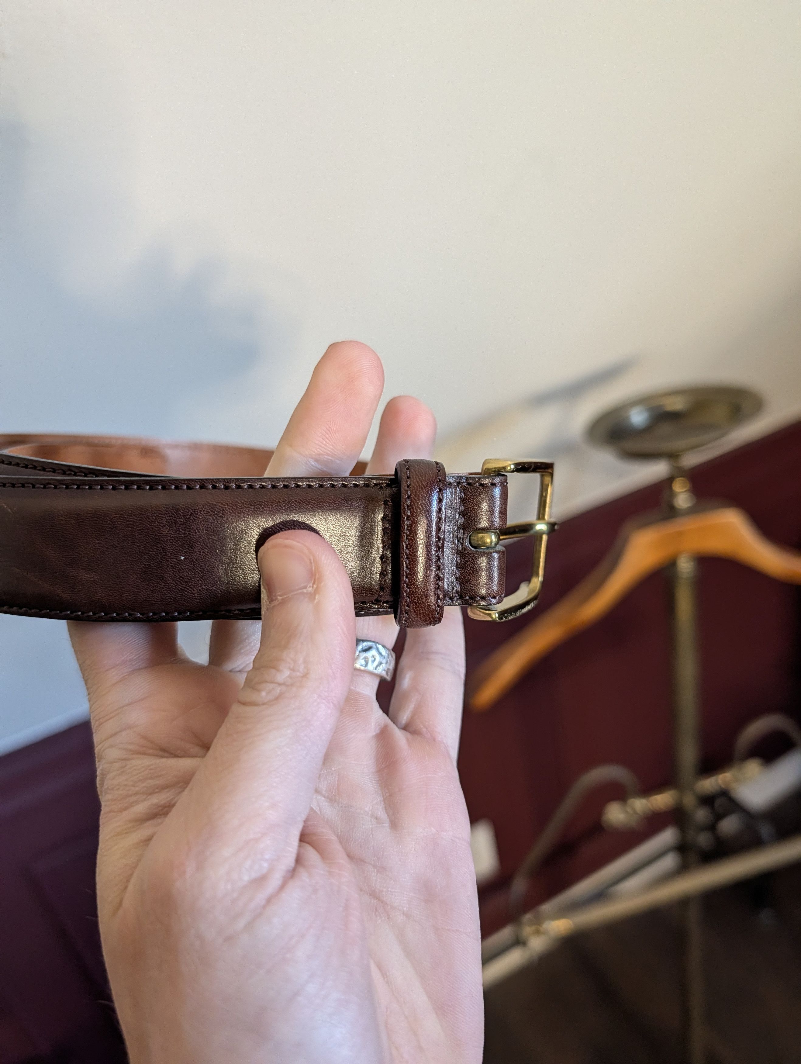 Trafalgar MiUSA brown hand polished cortina leather gold buckle belt Size 40 - 4 Thumbnail