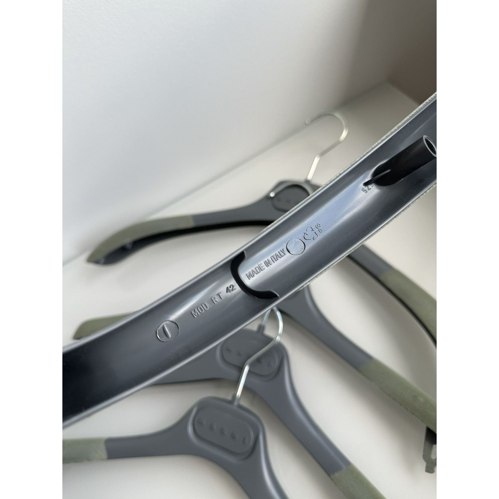 Marni Marni premium made in italy velour grey hangers Size ONE SIZE - 5 Thumbnail