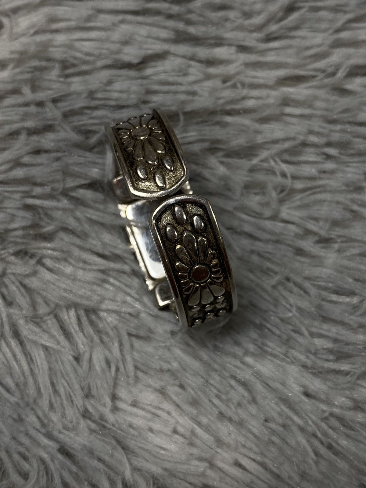 Hysteric Glamour × Japanese Brand ✅Futuristic✅ Silver Floral Bracelet Watch Japanese Brand Size ONE SIZE - 8 Thumbnail
