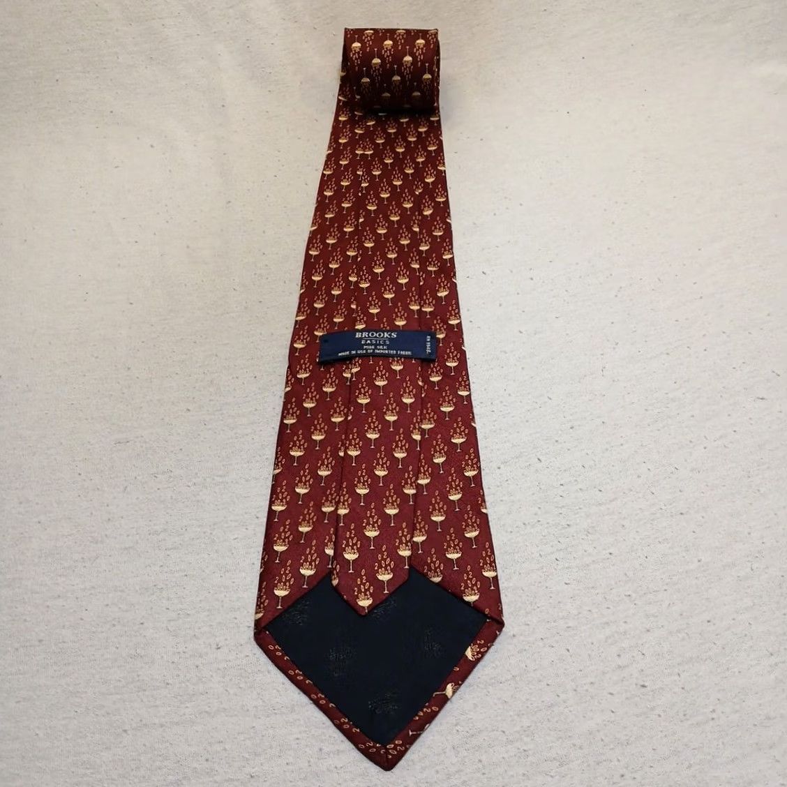 Brooks Brooks Basics Tie Burgundy Tie Geometric Pattern 2 0 Champaign Glass Silk 57" Classic Tie Men Carded Size ONE SIZE - 3 Thumbnail