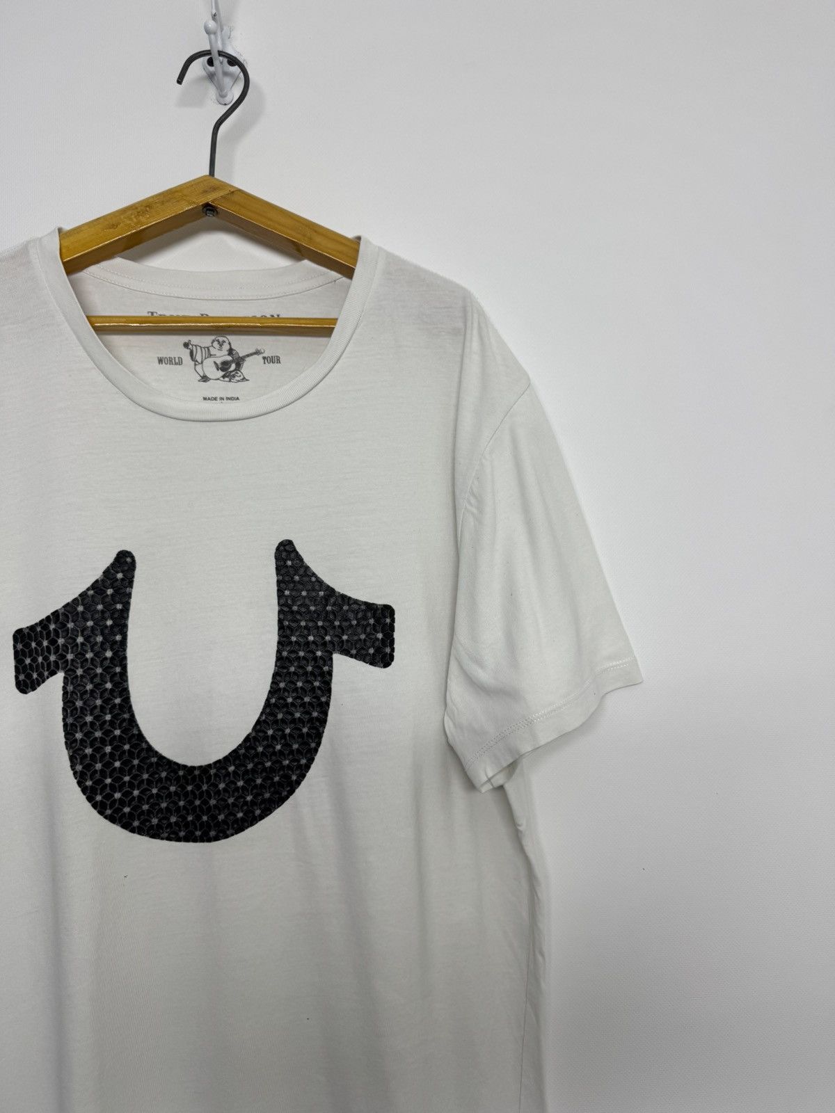 True Religion Vintage True Religion T-Shirt White big logo Size US L / EU 52-54 / 3 - 4 Thumbnail