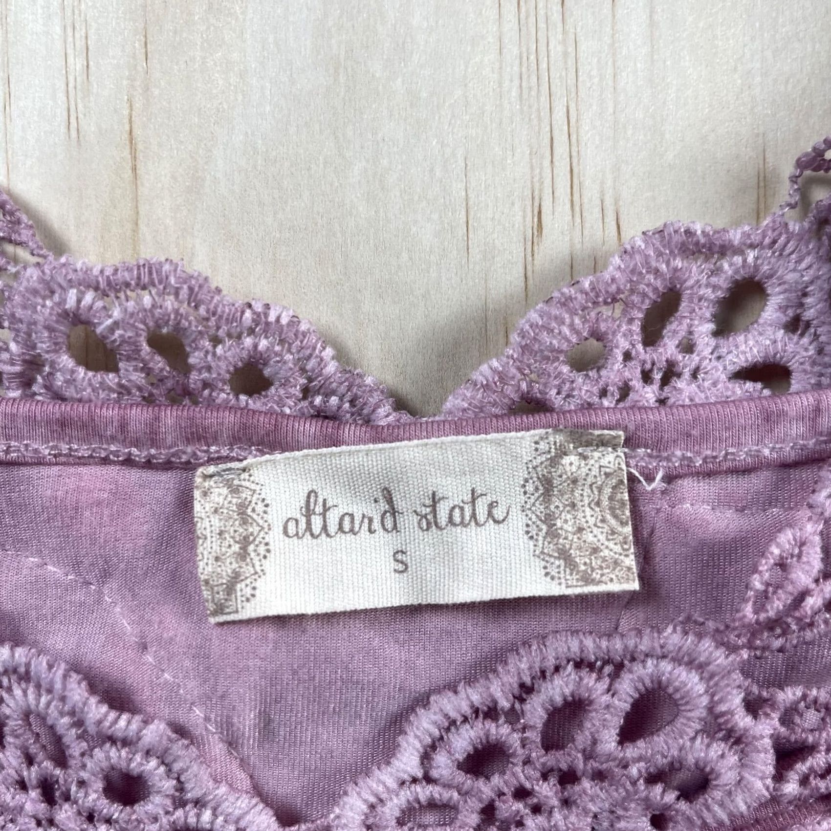 Vintage Altar'd State Purple Crochet Lace V Neck Tunic Top Boho Womens Small Size S / US 4 / IT 40 - 2 Thumbnail