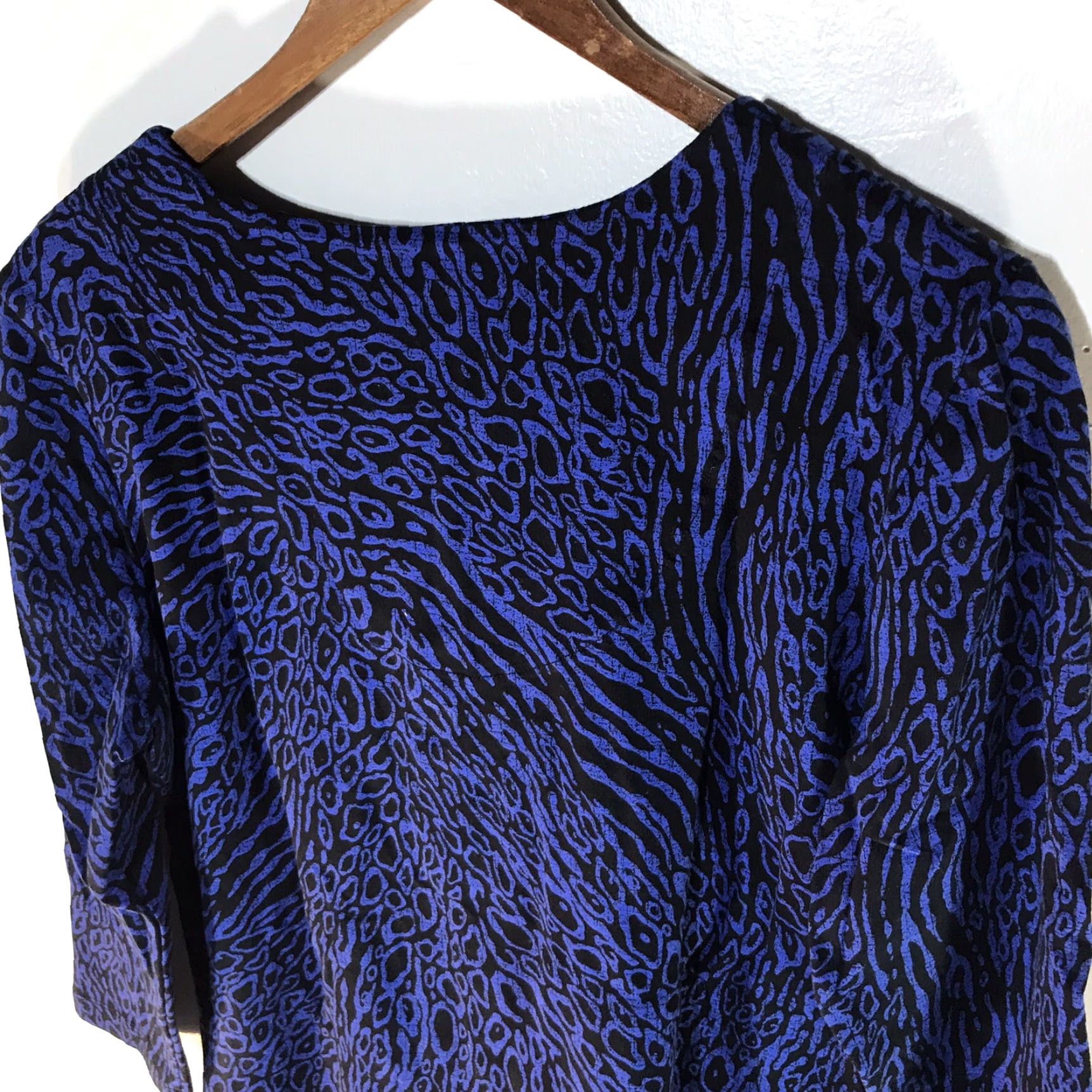 Vintage VINTAGE Ruby Rd Beaded Geometric Knit Blouse Women's Size M Blue/Black Casual Sleeve Size M / US 6-8 / IT 42-44 - 6 Thumbnail