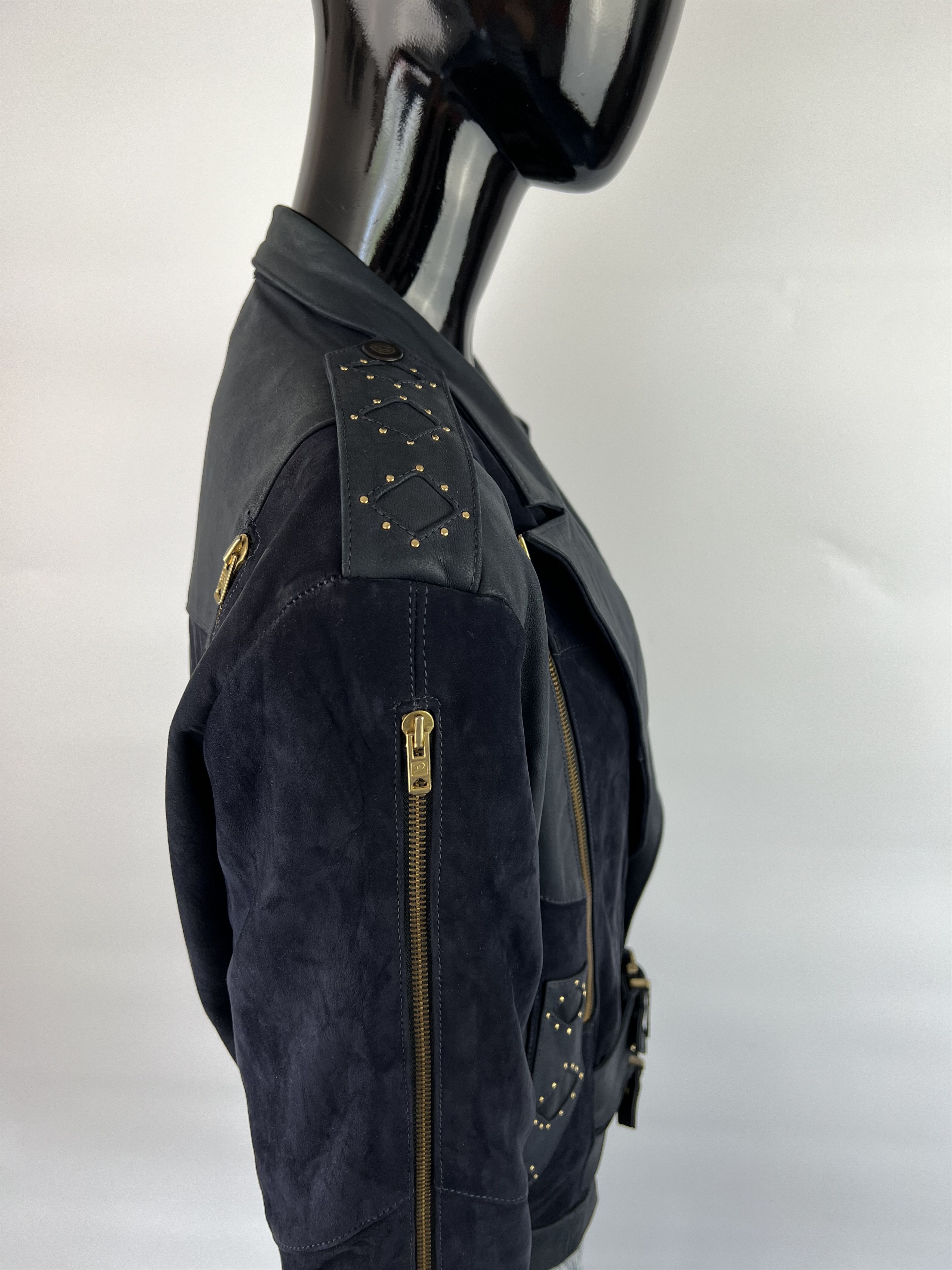 Designer × Vintage Rare Vtg Antonio Sampol Bergamo Suede Leather Jacket M Size M / US 6-8 / IT 42-44 - 4 Thumbnail