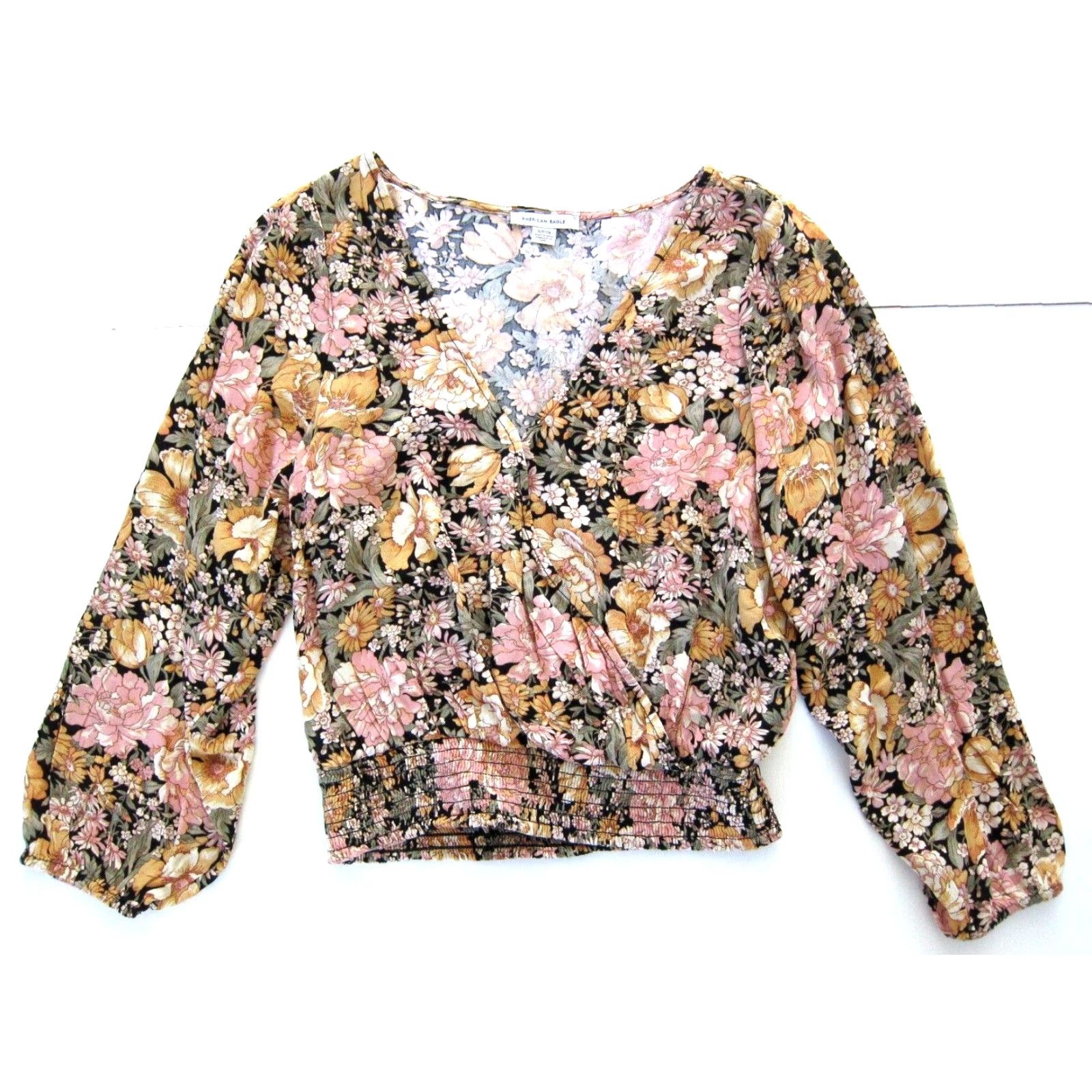 American Eagle Outfitters American Eagle Outfitters Blouse Shirt Womens Crop Floral Pink S 36" bust 19" pit to pit S Womens Pink Floral Cropped Long Sleeve V-Neck Blouse Size S / US 4 / IT 40 - 2 Thumbnail