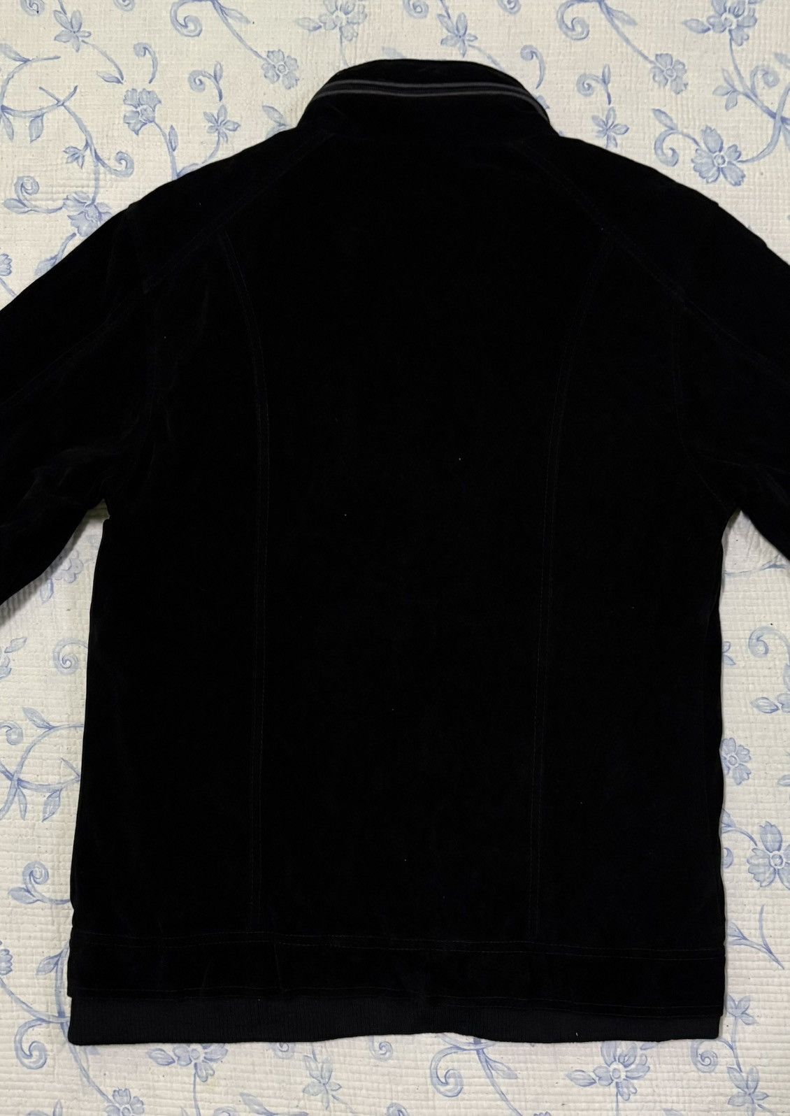 In The Attic In the attic Velvet Jacket Design Size US L / EU 52-54 / 3 - 11 Thumbnail