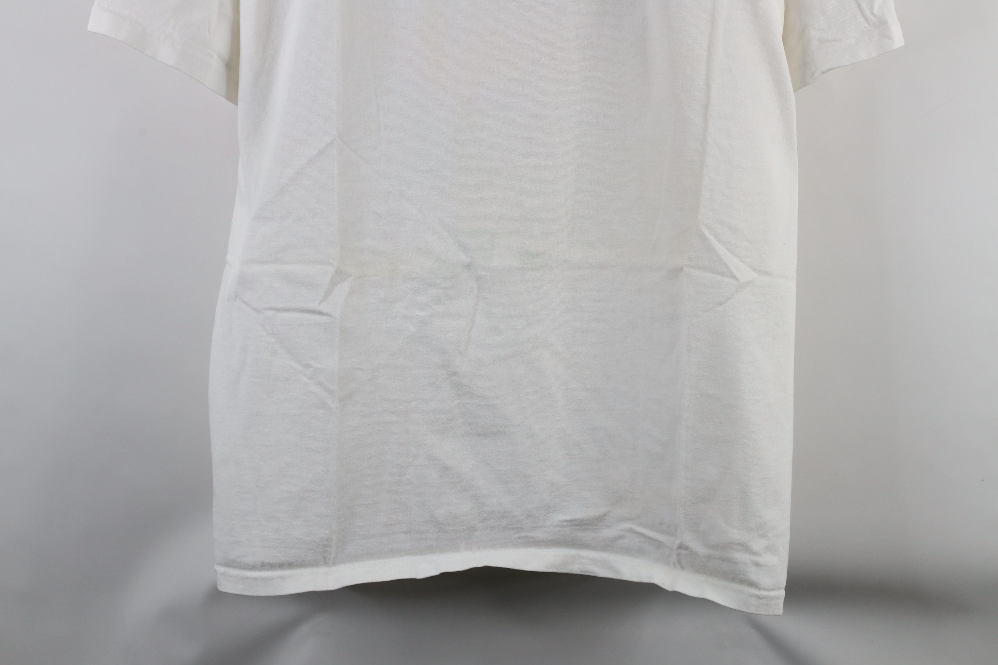 Vintage Vintage 90s Streetwear Spell Out Route 66 T-Shirt White Size US L / EU 52-54 / 3 - 3 Thumbnail