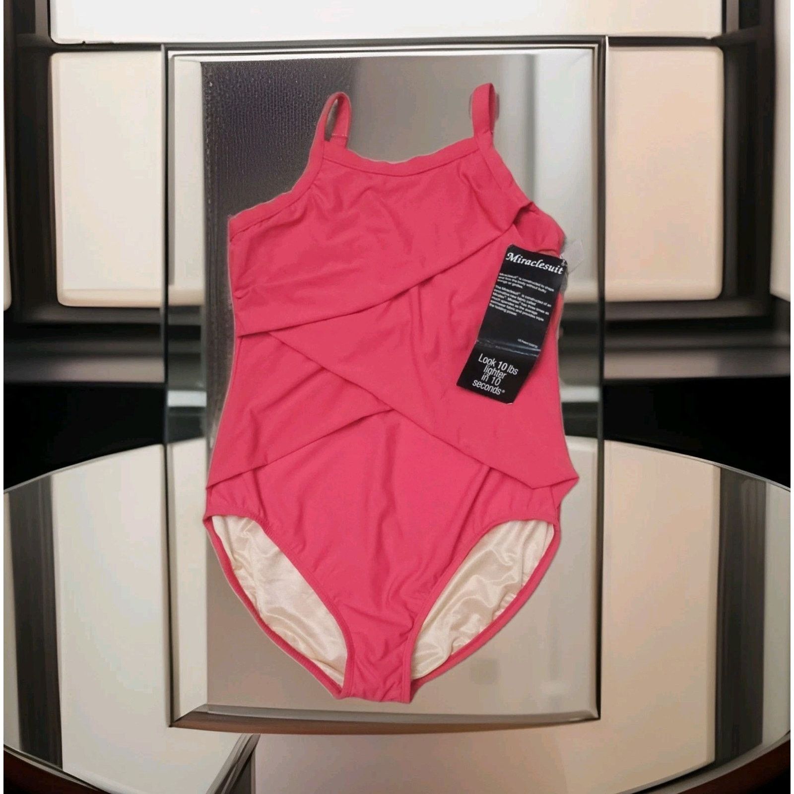 Other MiracleSuit Swimsuit Size 16 Pink Slimming Ruffle Wrap Strap Size XXL / US 16-18 / IT 52-54 - 4 Thumbnail