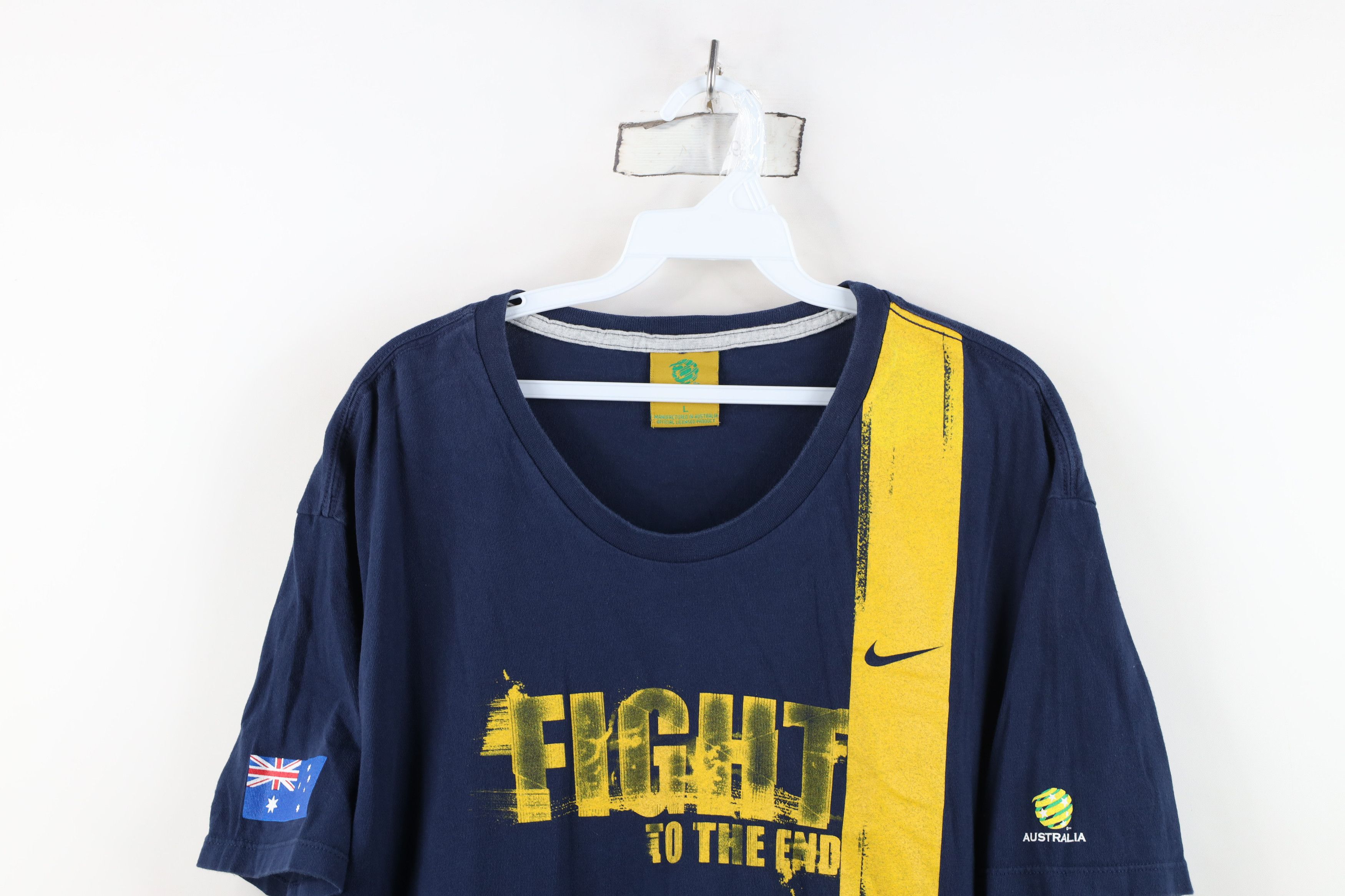Nike Vintage Nike Swoosh Australia National Team Soccer T-Shirt Size US L / EU 52-54 / 3 - 2 Thumbnail