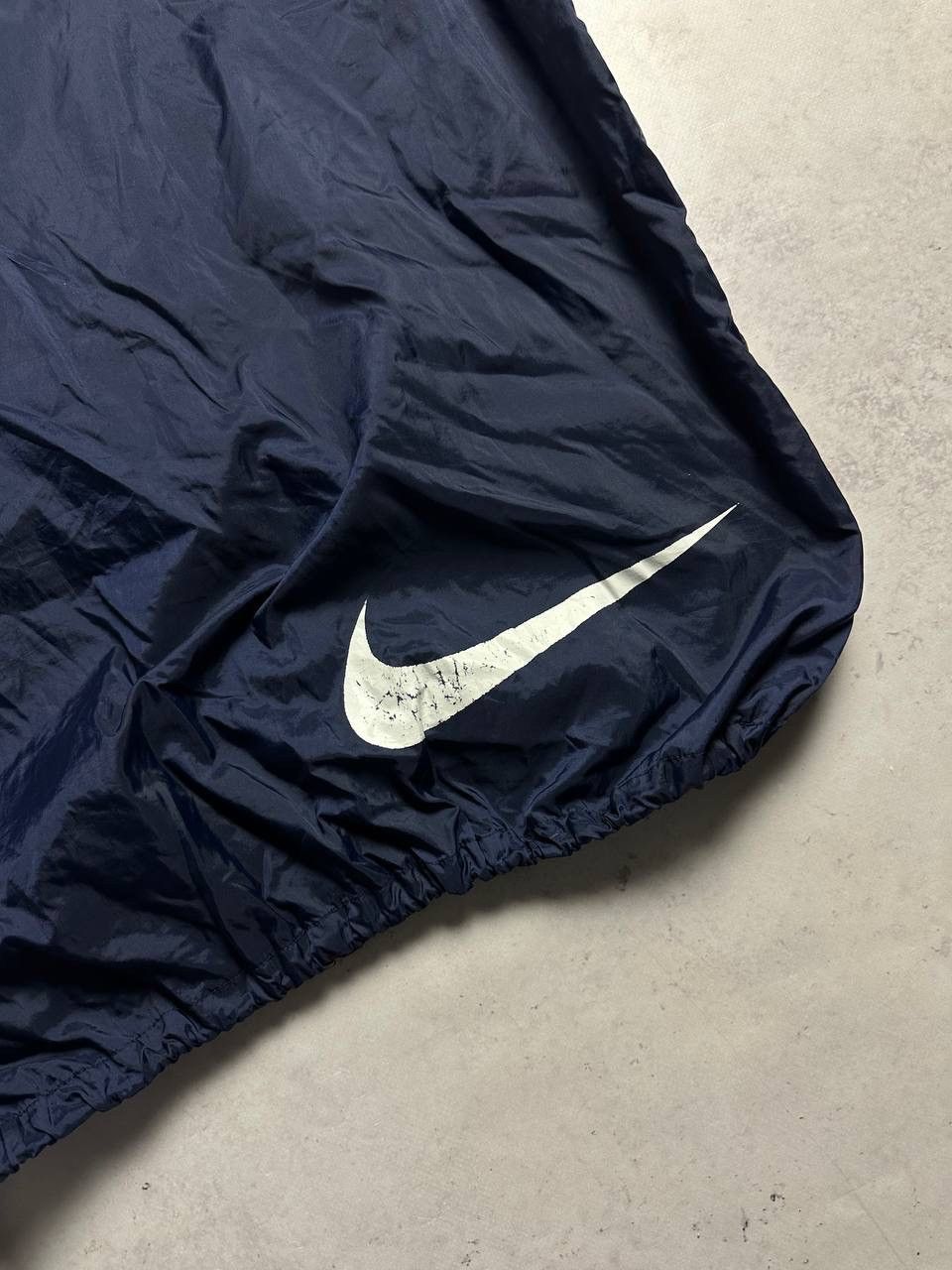 Nike Vintage Nike Swoosh Boxy Nylon Jacket Y2K L Size US L / EU 52-54 / 3 - 7 Thumbnail