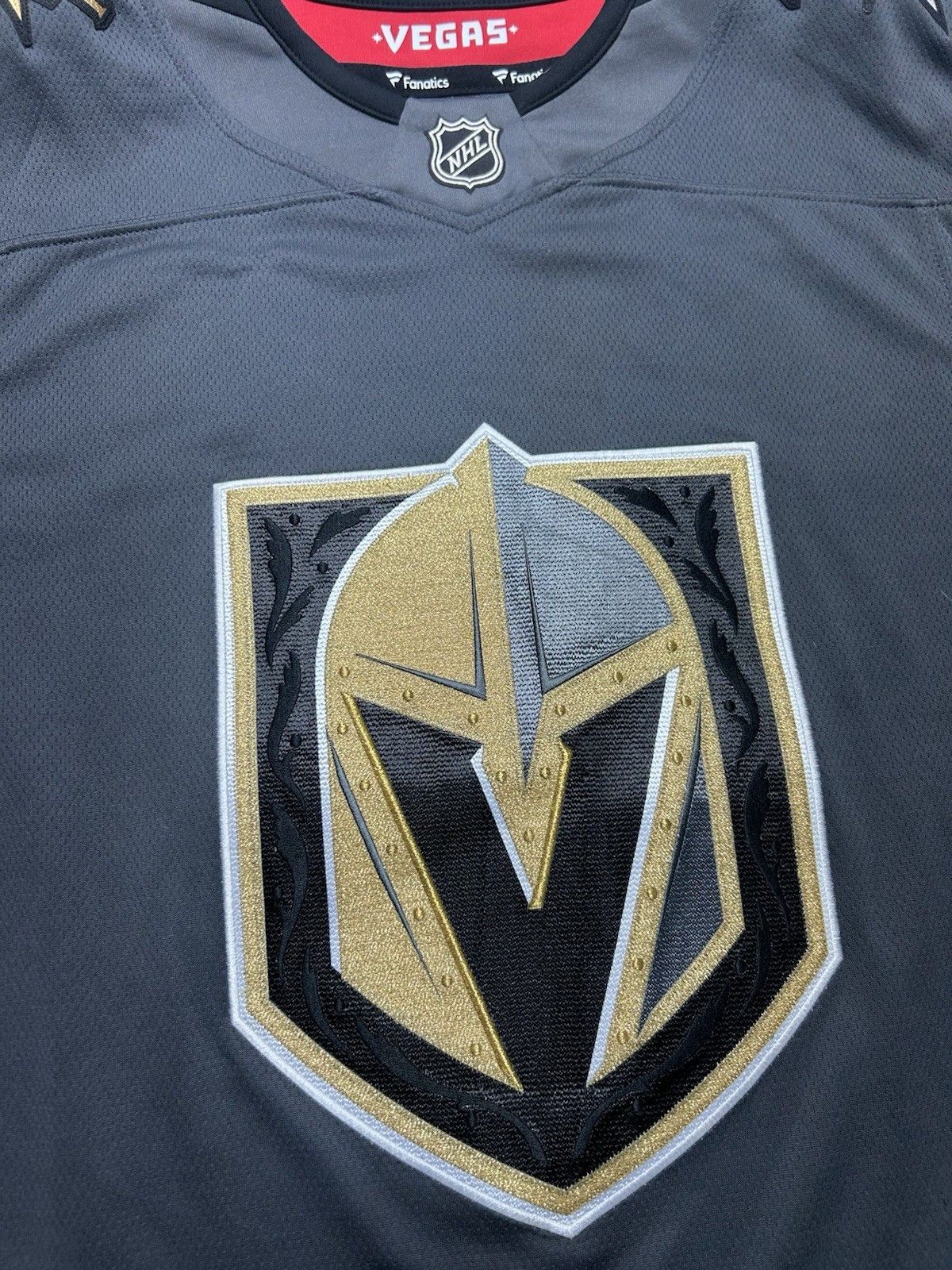 Vintage Fanatics hockey jersey Las Vegas golden knights Karlsson XS Size US XS / EU 42 / 0 - 3 Thumbnail