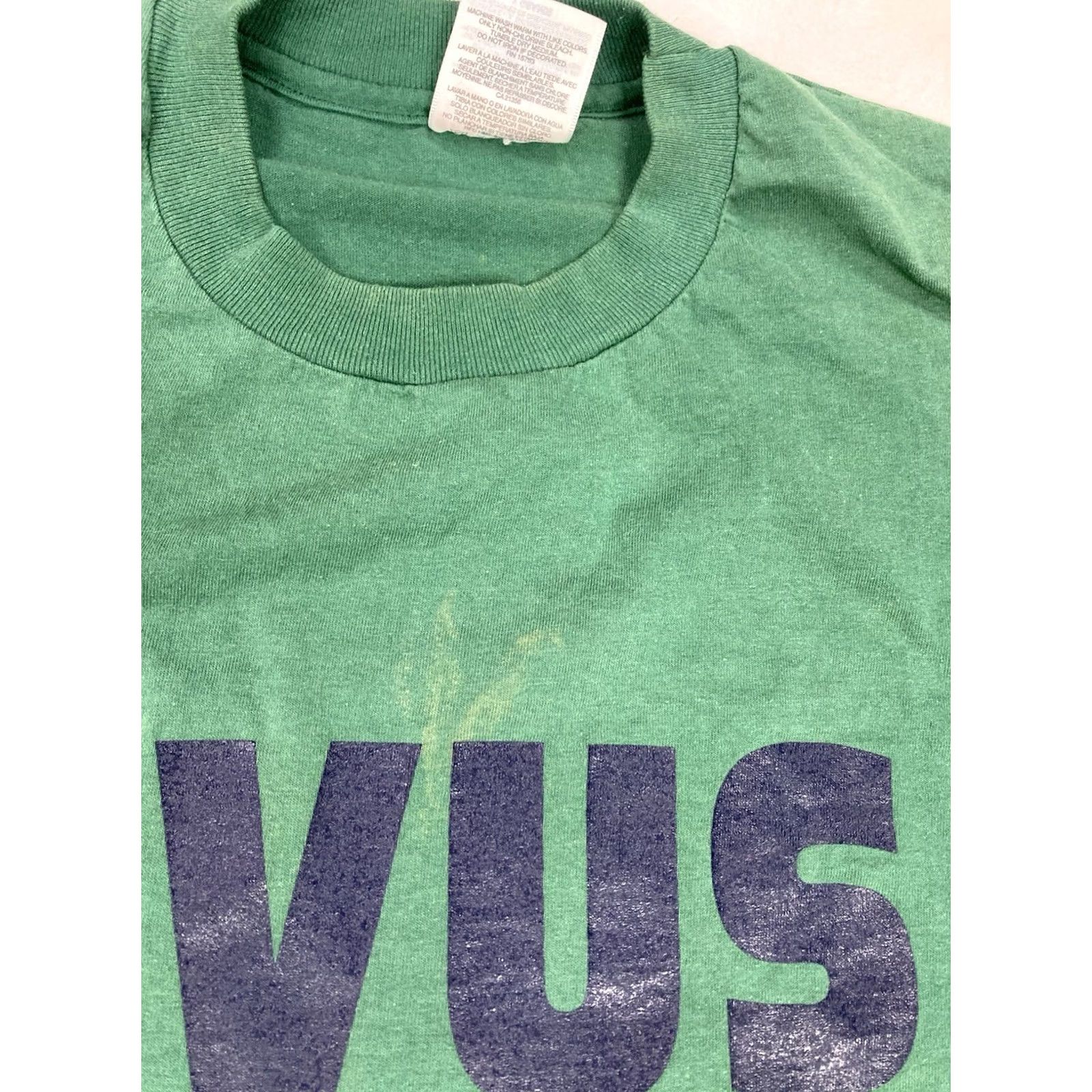 Hanes VINTAGE NVUS Graphic T-shirt Men XL Green USA 90s Single Stitch Size US XL / EU 56 / 4 - 2 Thumbnail