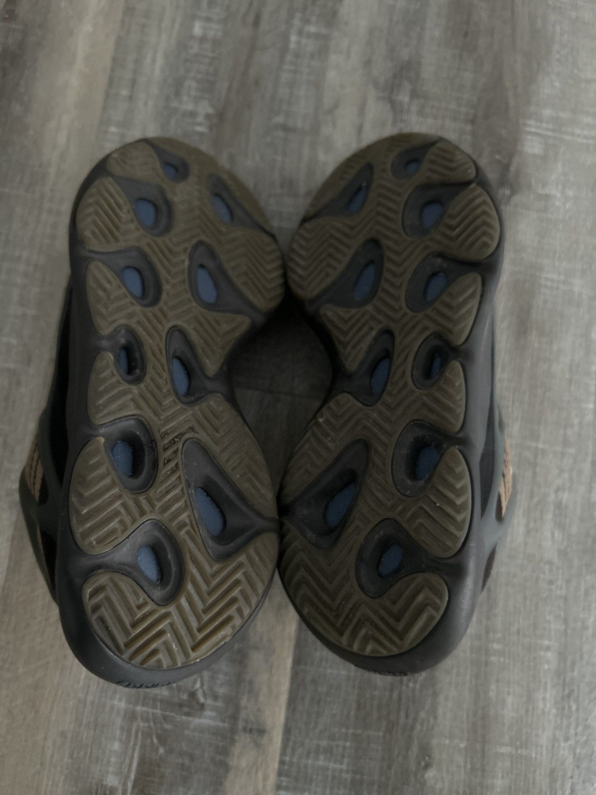 Adidas Yeezy Size 11 Size US 11 / EU 44 - 6 Thumbnail