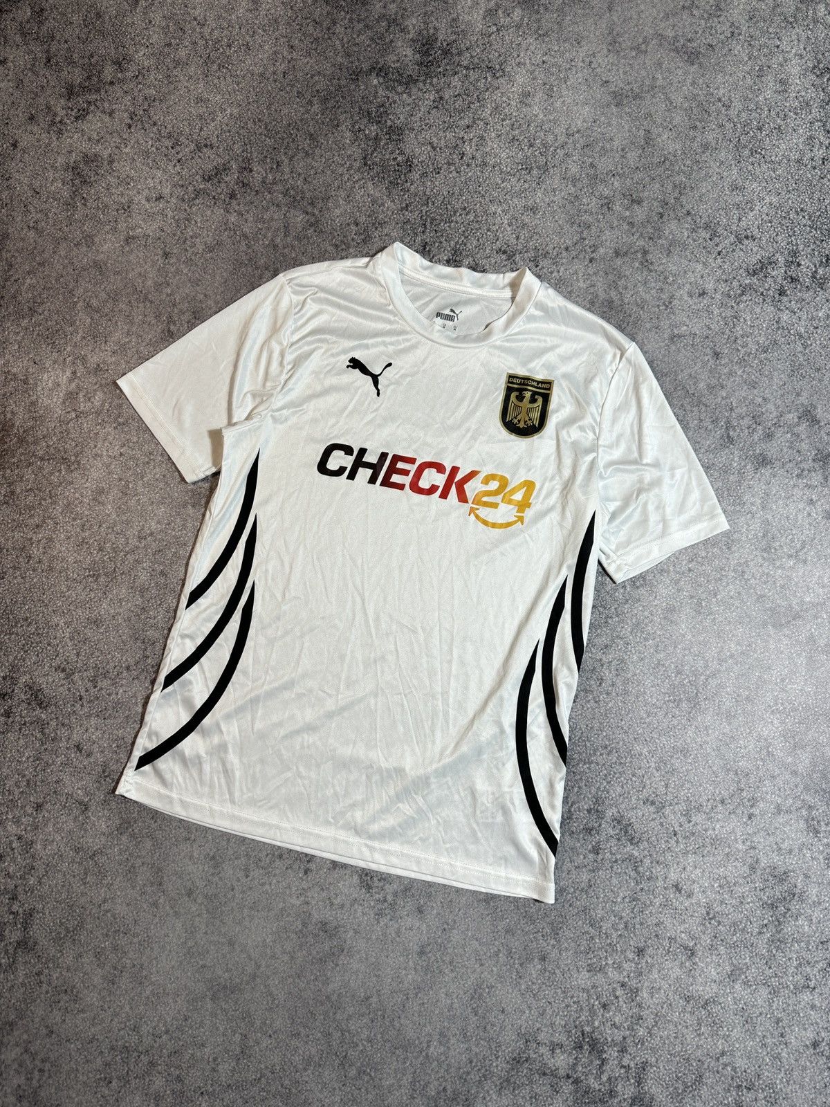 Puma × Vintage Puma Deutschalnd Soccer Jersey Blokecore Rare Style VTg M Size US L / EU 52-54 / 3 - 1 Thumbnail
