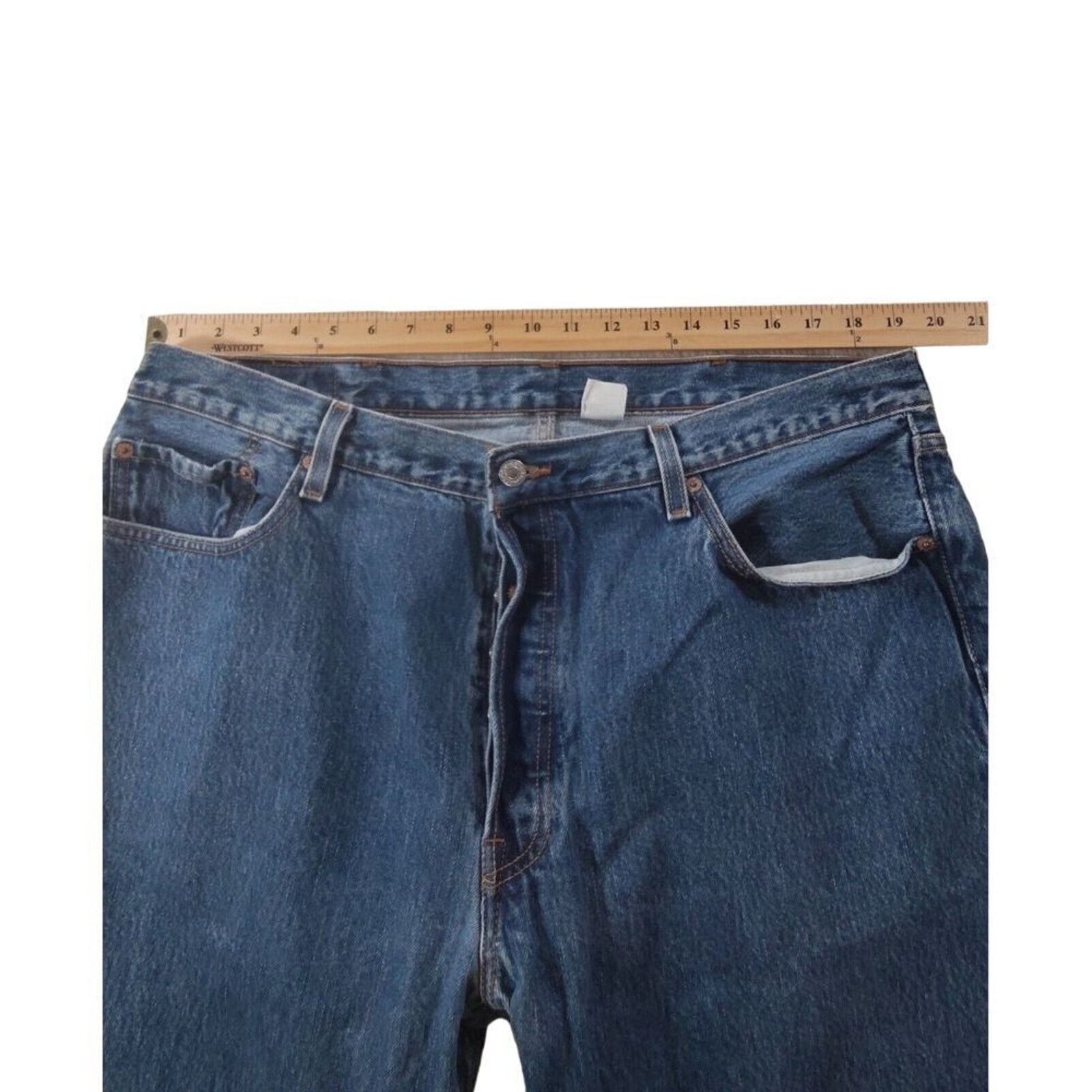 Levi's Levis 501 Vintage 1994 Jeans Men 40x32 Blue Button Fly Size US 40 / EU 56 - 4 Thumbnail