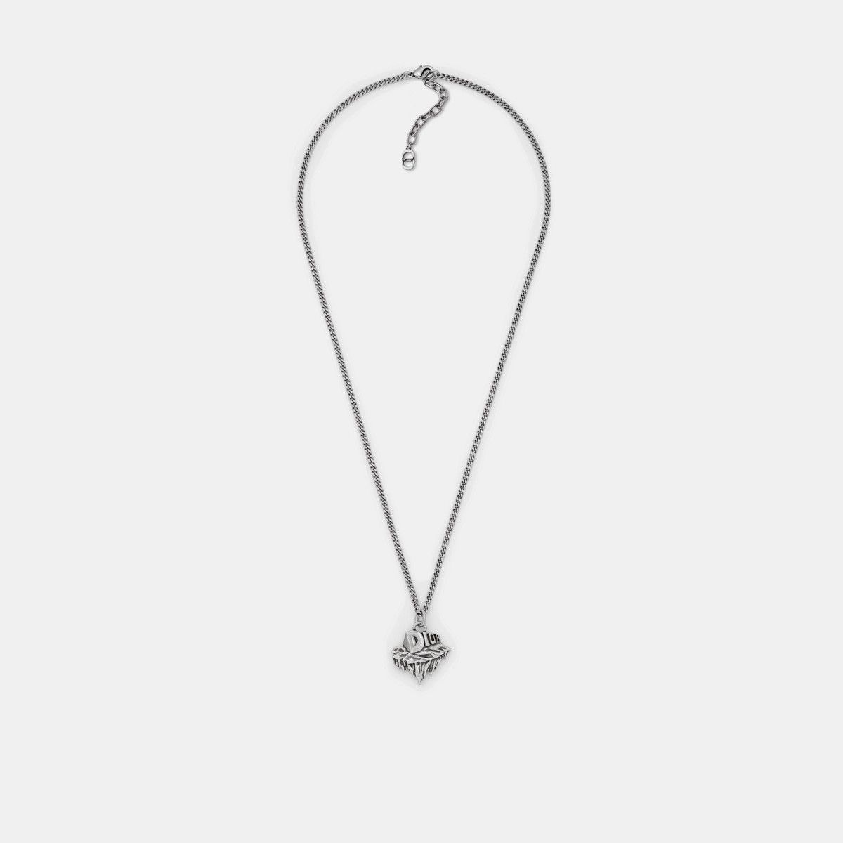 o1w1db11024 Necklaces in Silver