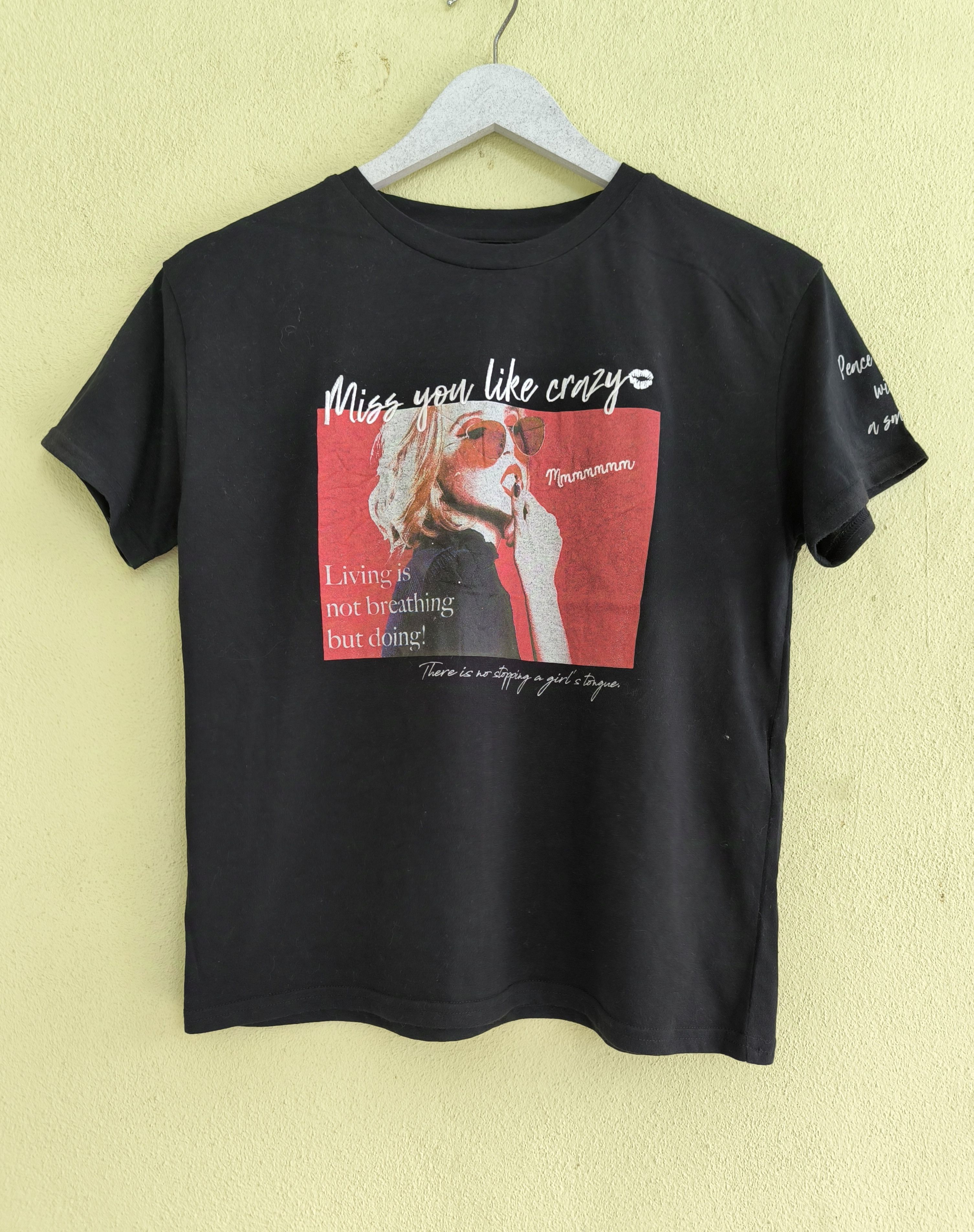 Japanese Brand LIBBY & ROSE embroidered spell out tee Size M / US 6-8 / IT 42-44 - 1 Thumbnail