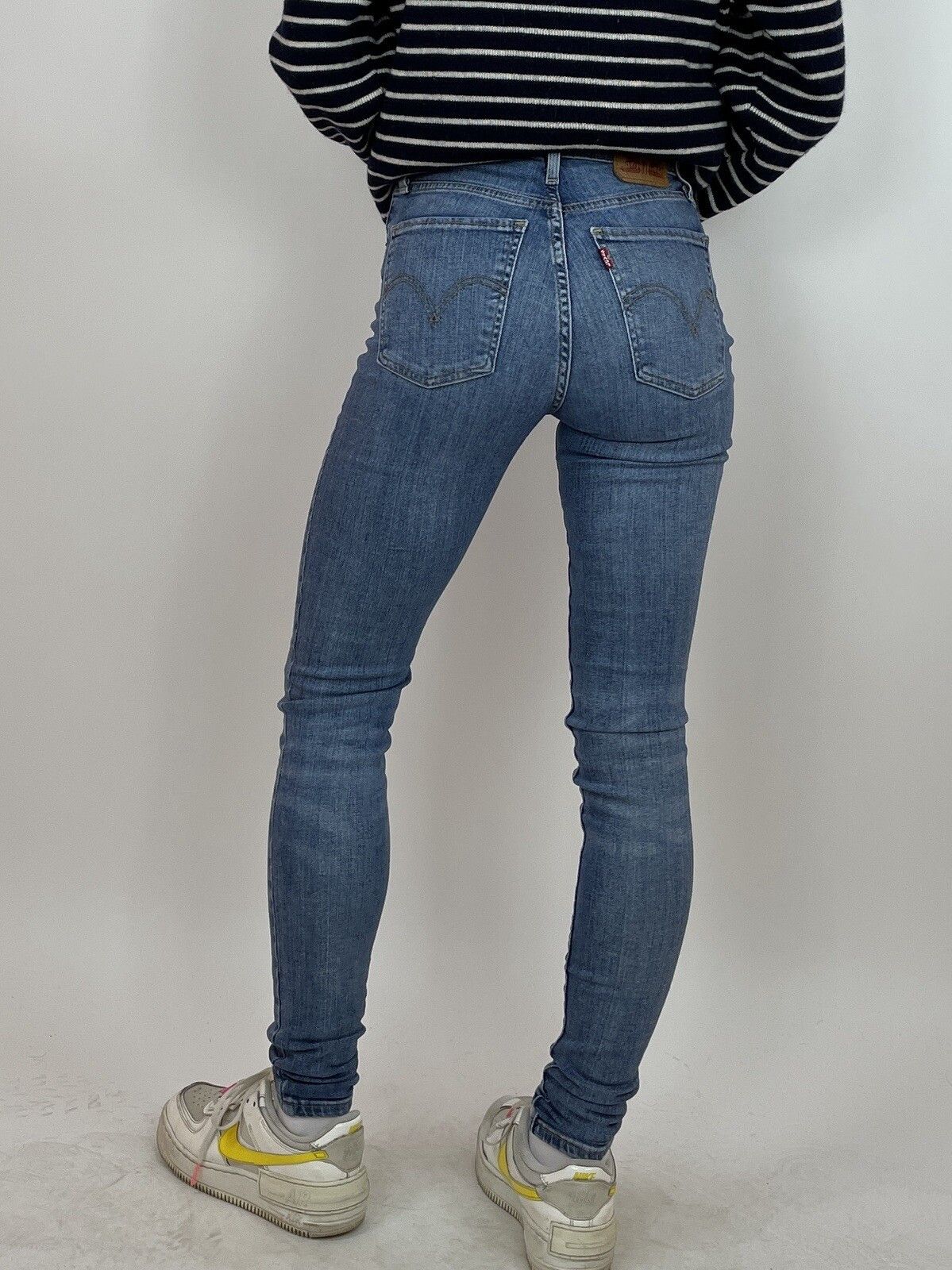 Levi's Levi's Premium Mile High Waist Skinny Jeans Blue Size 25 Size 25" / US 0 / IT 36 - 10 Thumbnail