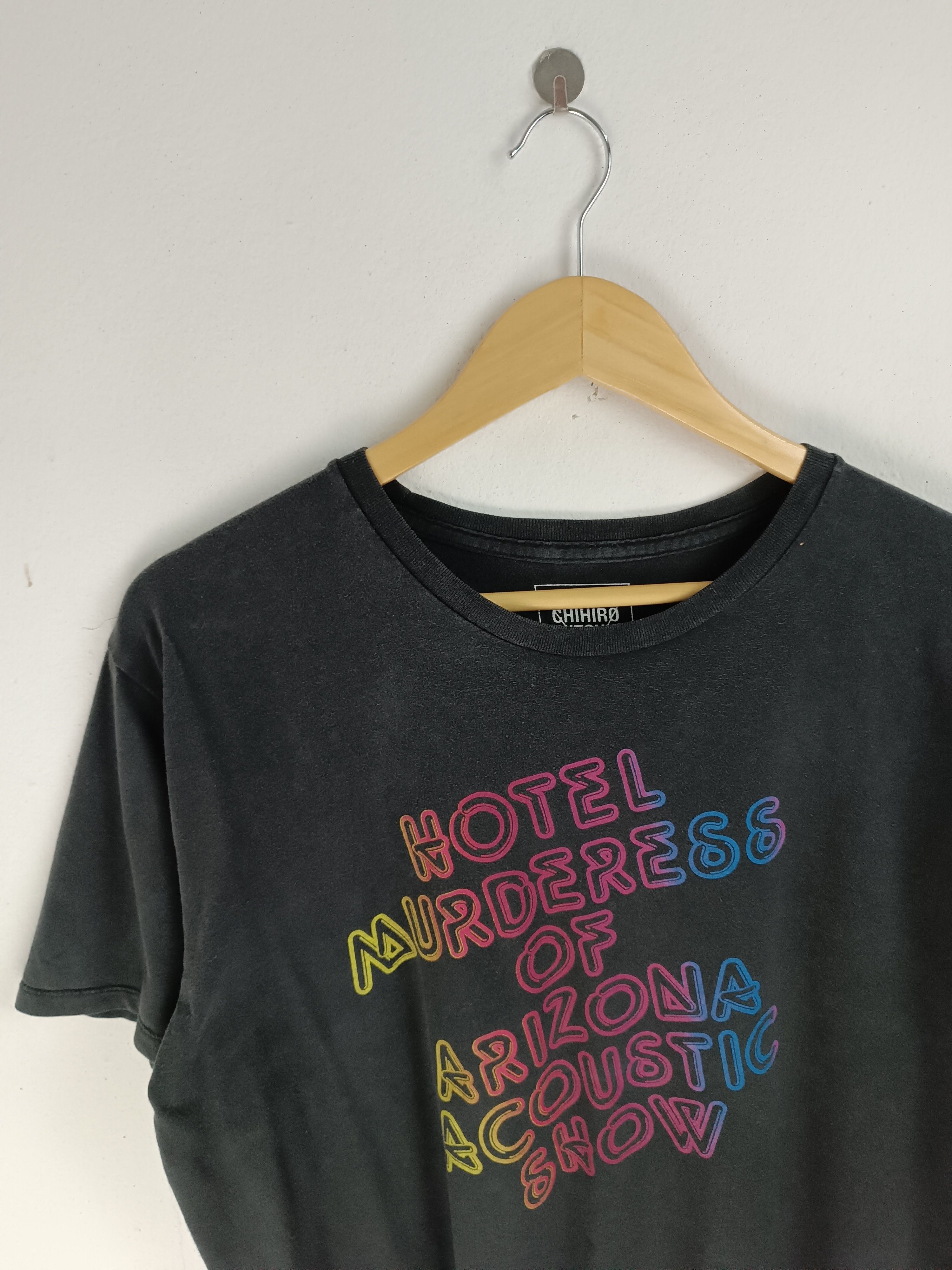 Vintage VINTAGE FADED CHIHIRO ONITSUKA HOTEL MURDERESS VERY RARE TEE Size US L / EU 52-54 / 3 - 5 Thumbnail