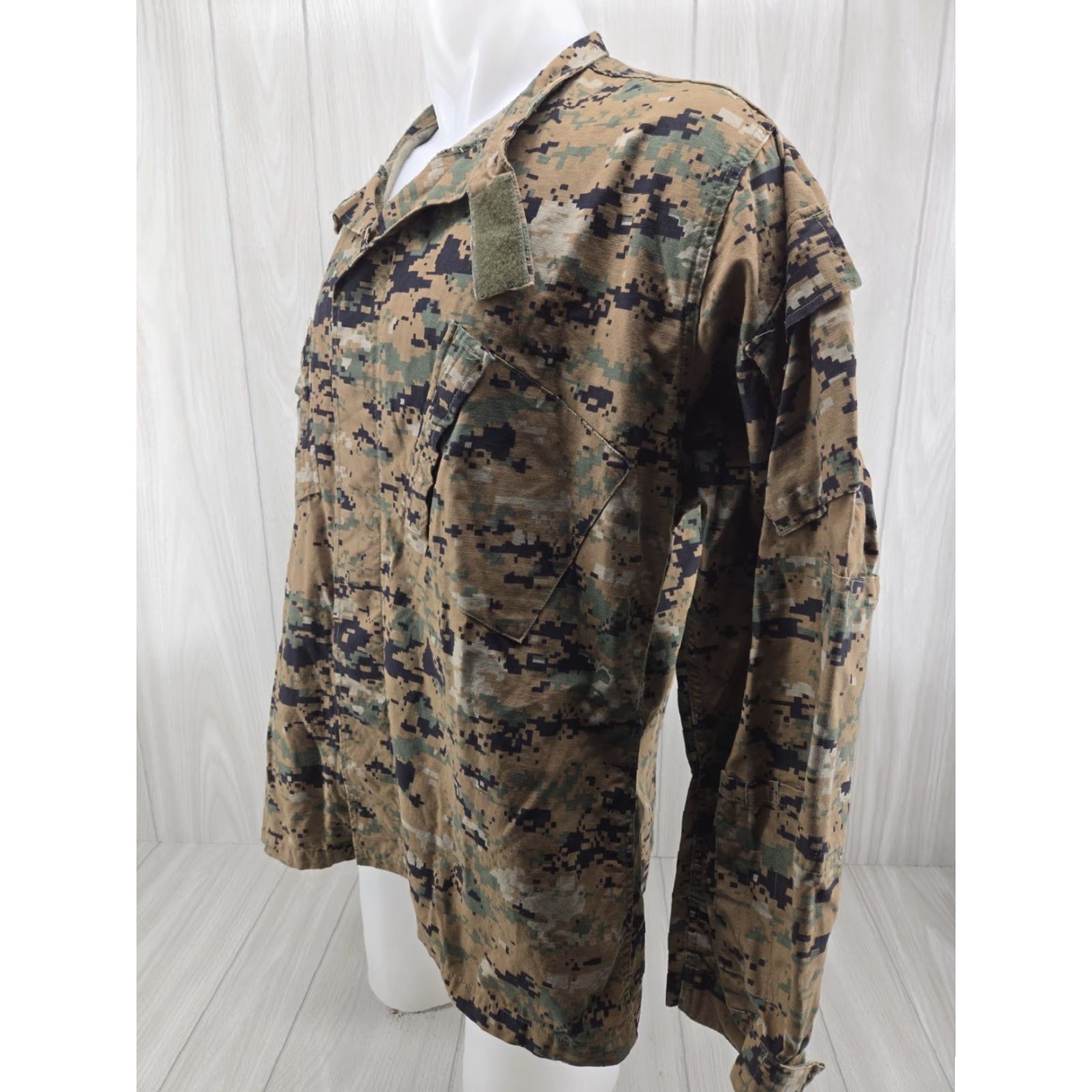 Vintage Prestige Tactical Wear Military Jacket Mens XL Green Camo Digital Woodland Military Shirt Style Full Zip Size US XL / EU 56 / 4 - 4 Thumbnail
