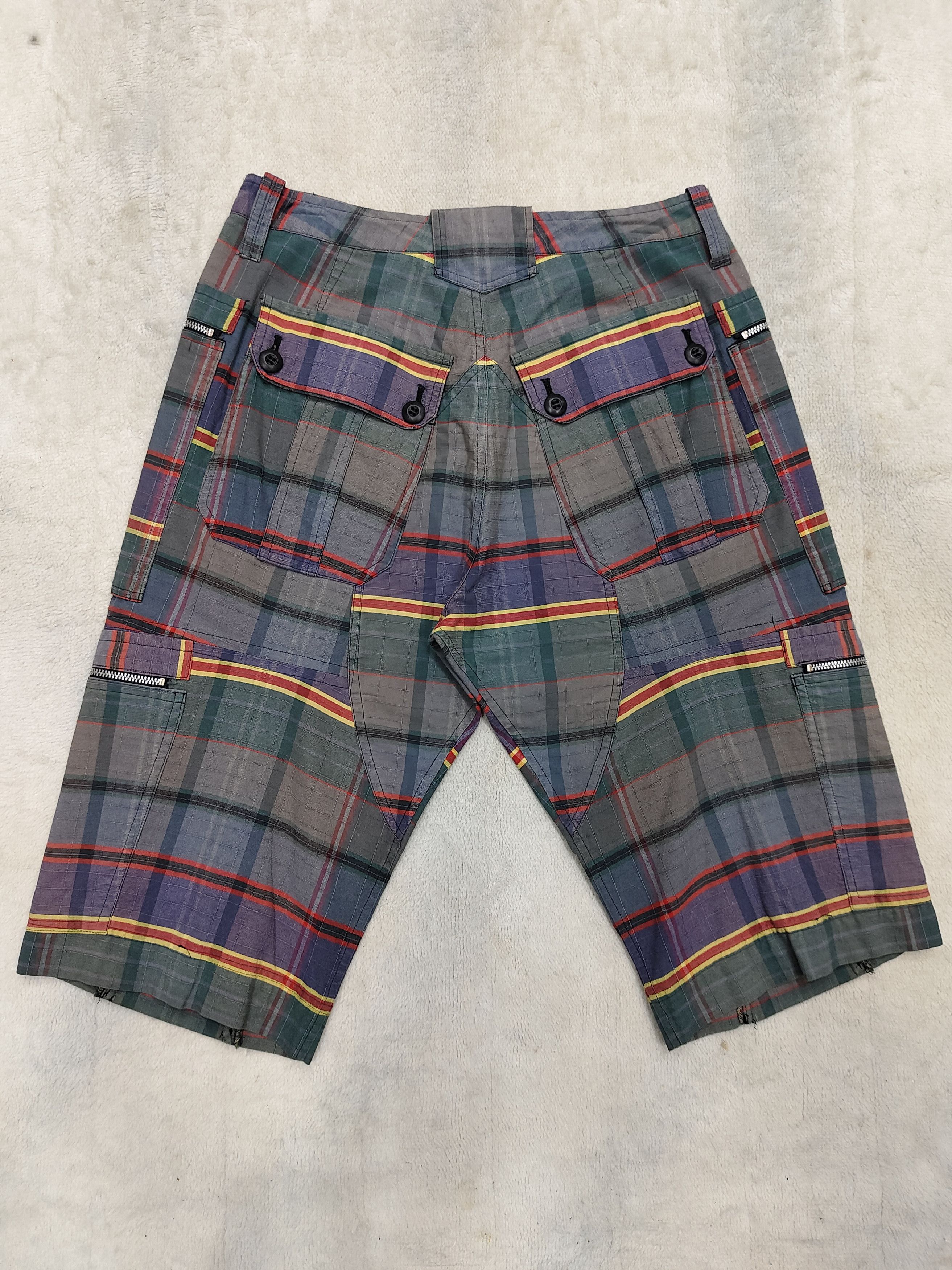 Japanese Brand 🇯🇵 Vtg Milkboy 🇯🇵 Zipper Pocket Boundage Tartan Short Size US 30 / EU 46 - 6 Thumbnail