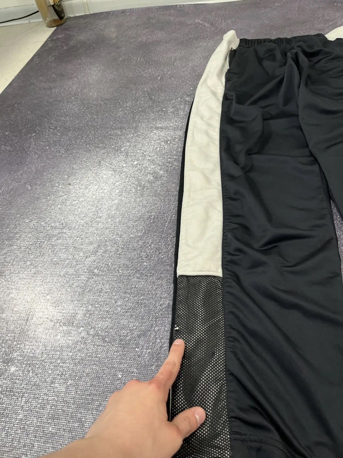 Nike × Vintage Vintage Nike Y2K Side Buttons Retro Hype Sweatpants Trousers Size US 30 / EU 46 - 3 Thumbnail