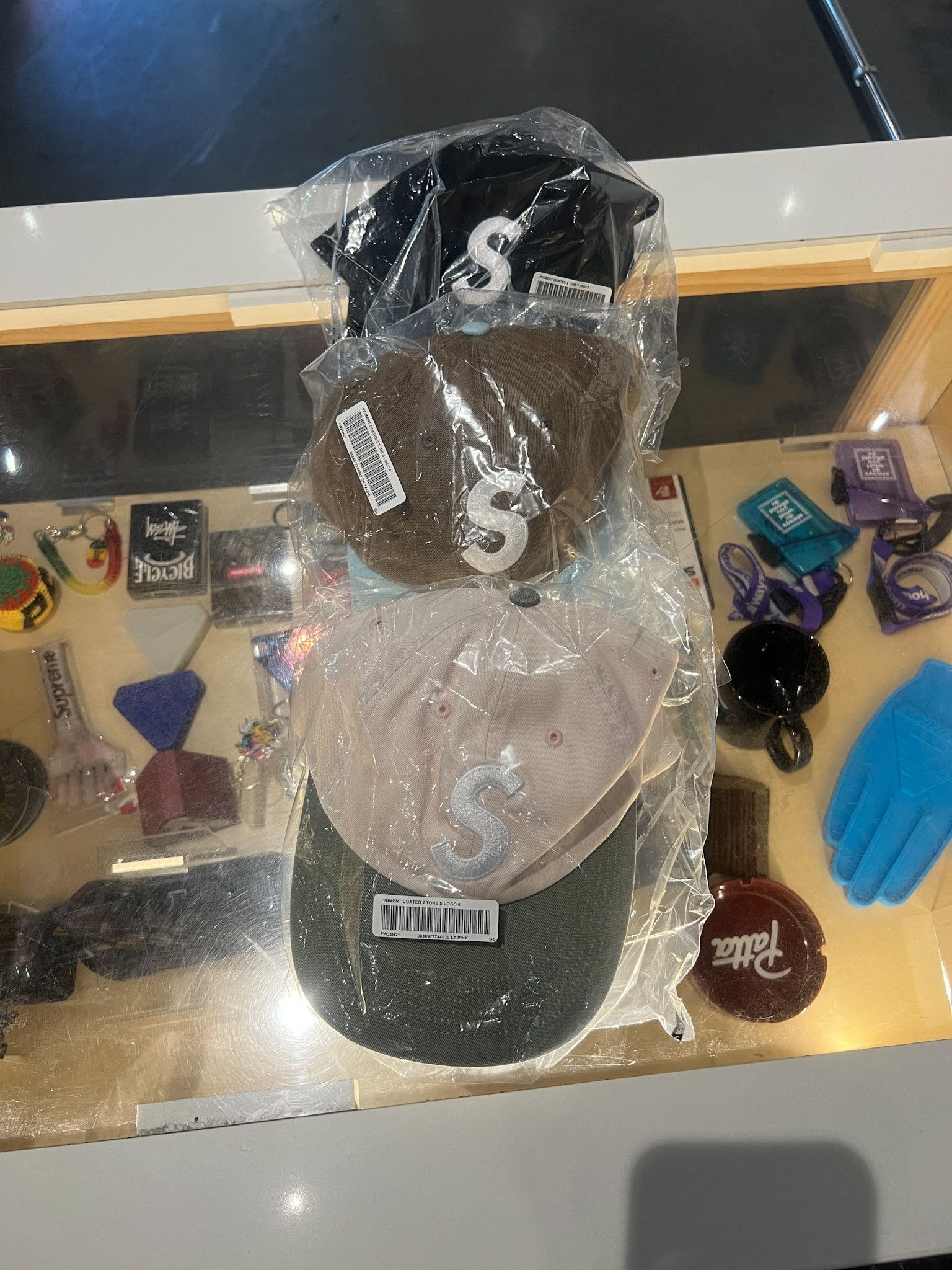 Supreme Supreme Pigment Coated 2-Tone S Logo 6-Panel Pink Size ONE SIZE - 3 Thumbnail