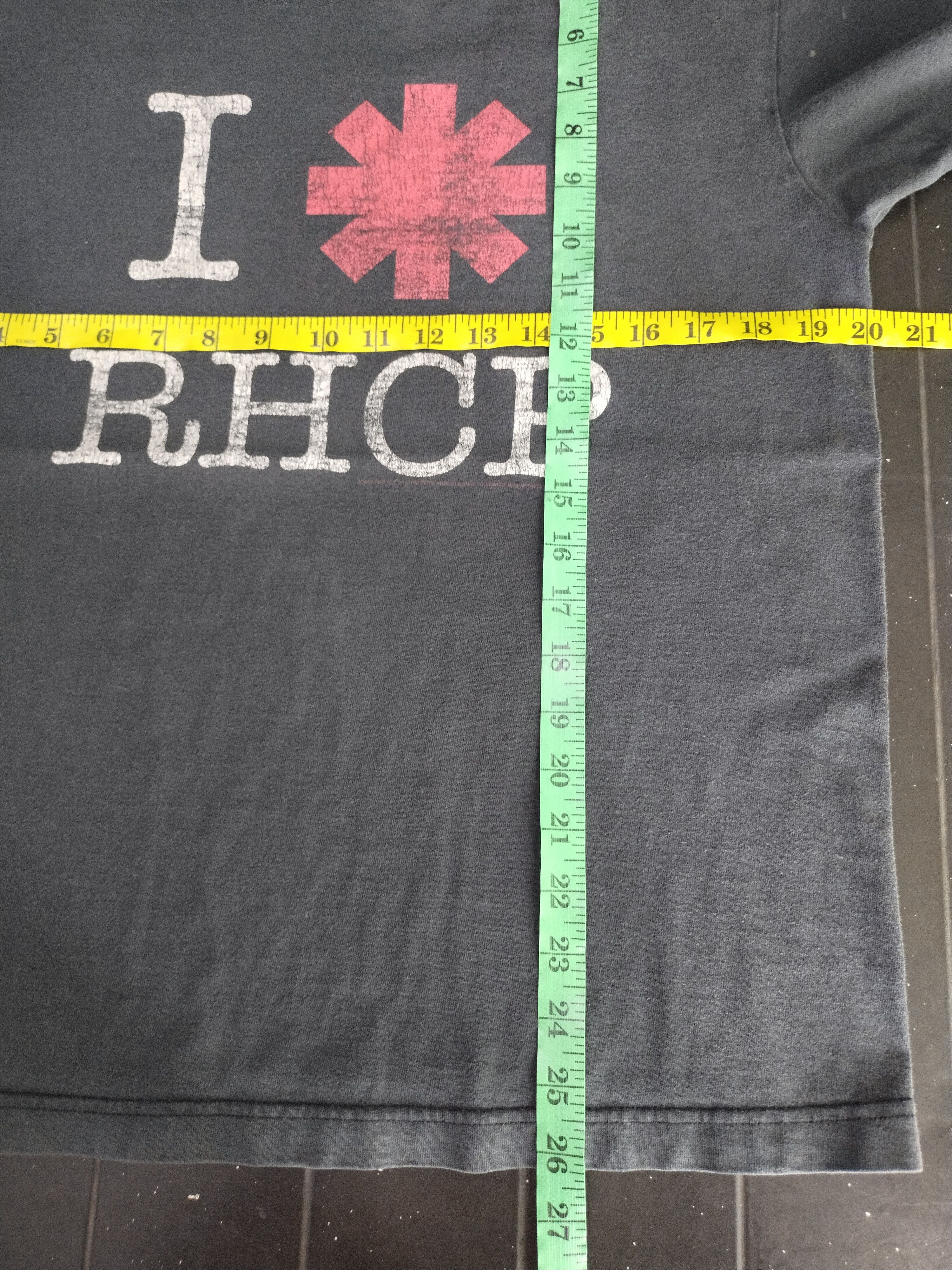 Band Tees Y2k Vintage Red Hot Chili Peppers Distressed Black Tee Size US S / EU 44-46 / 1 - 7 Thumbnail