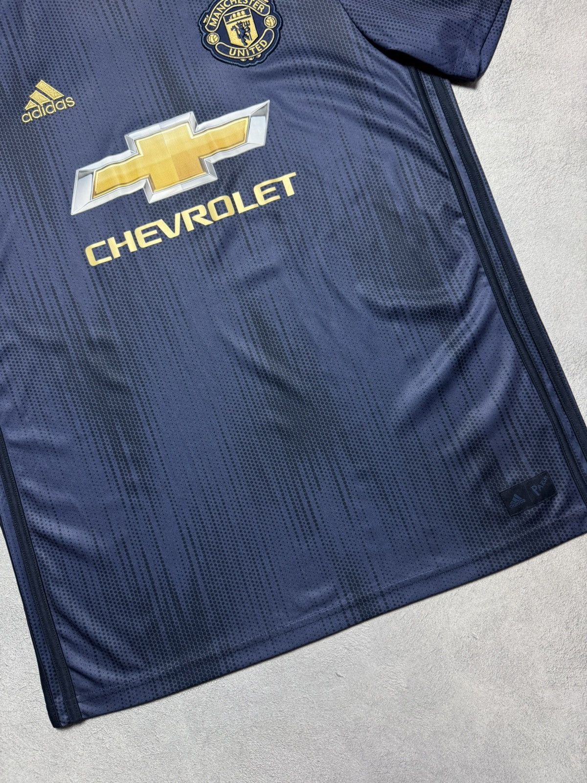 Adidas Manchester United 2018 2019 Third Shirt Soccer Jersey Adidas Size US L / EU 52-54 / 3 - 4 Thumbnail