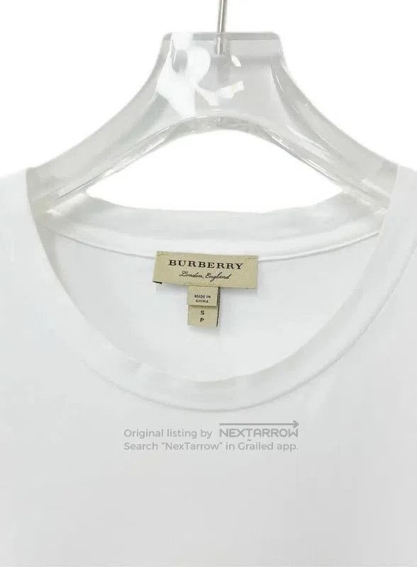 Burberry Burberry White Cotton Women's T-Shirt. Size S / US 4 / IT 40 - 3 Thumbnail