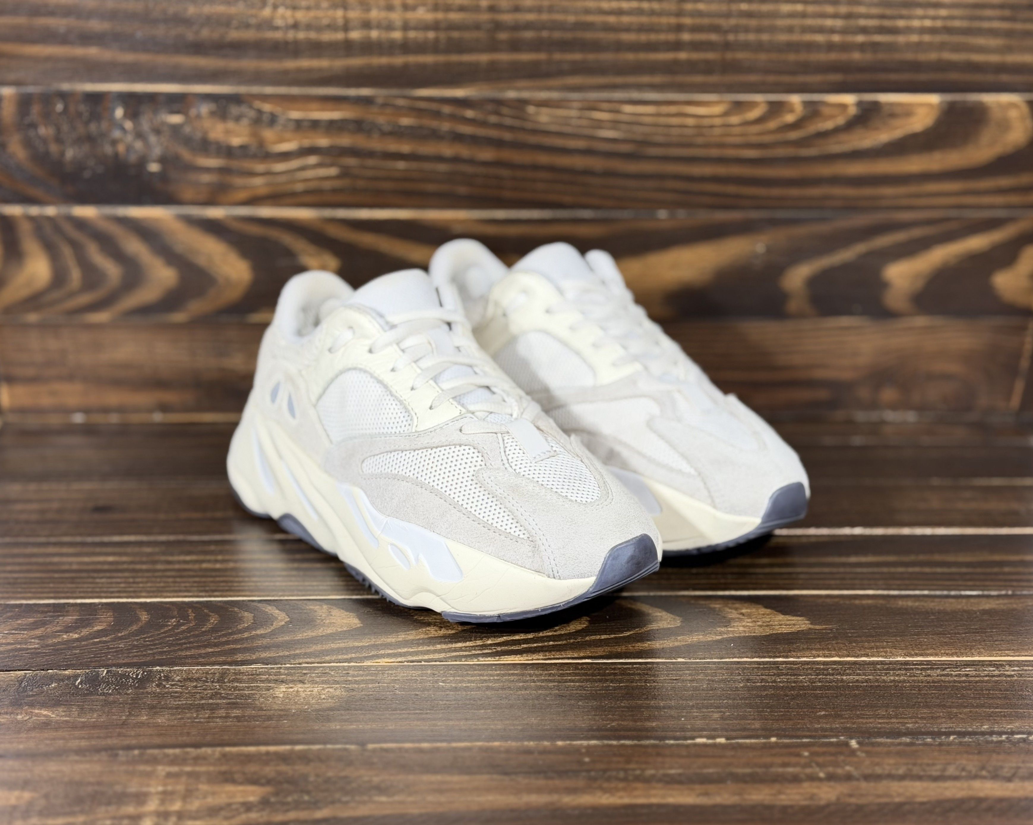 Adidas ADIDAS Yeezy Boost 700 "Analog" Men's/Kids Sneakers Size US 5 / EU 37 - 3 Thumbnail