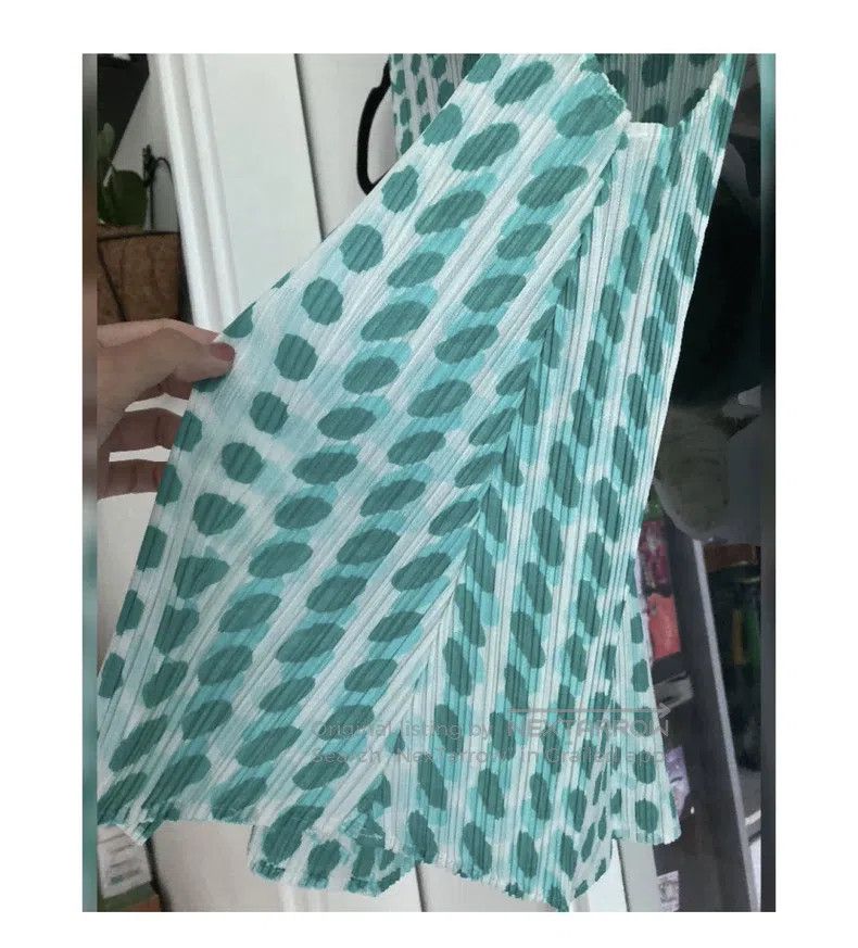Issey Miyake Issey Miyake Polka Dot Stand Collar Sleeveless Shirt Size L / US 10 / IT 46 - 8 Thumbnail