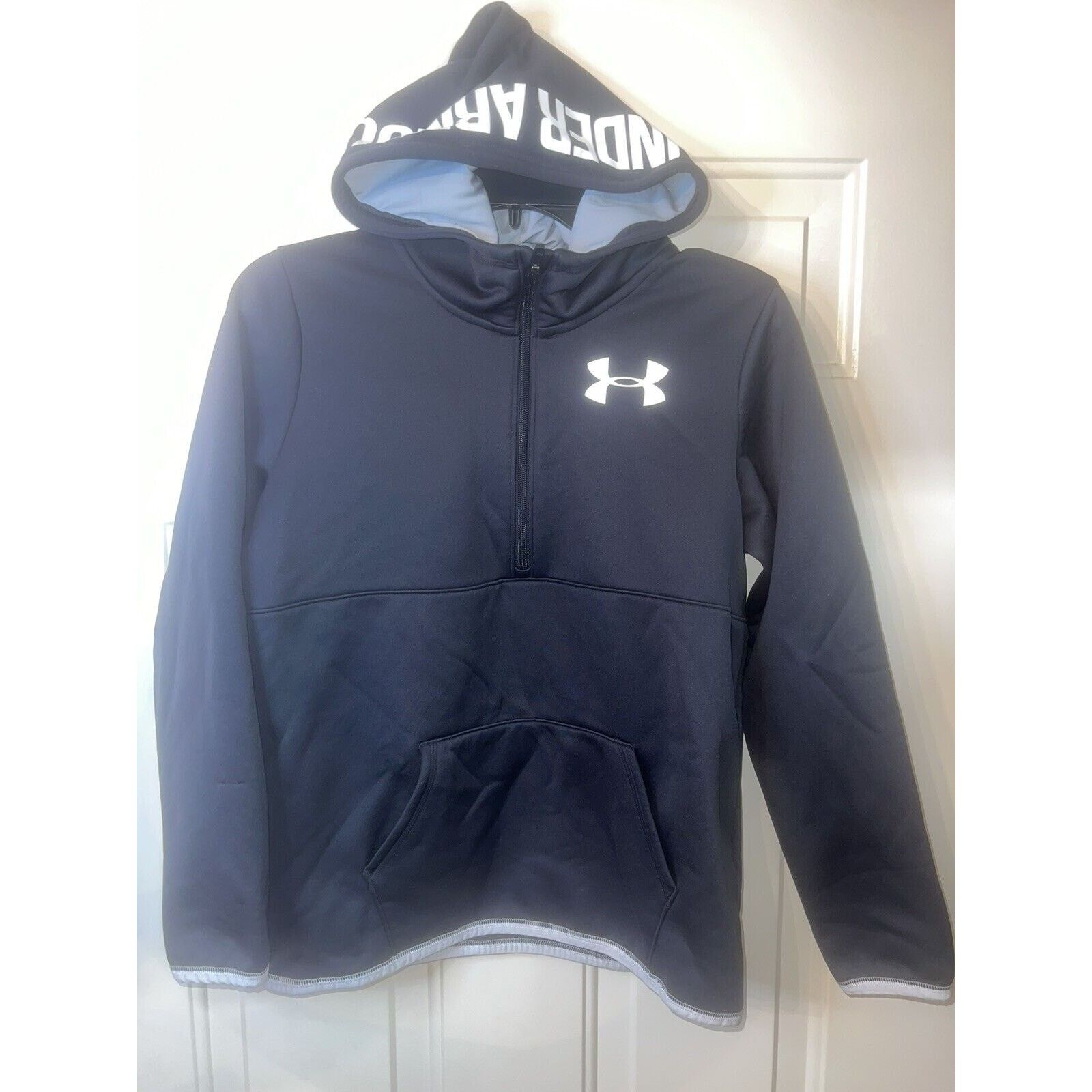 Under Armour Under Armour Hooded Sweatshirt Youth XL Black White Pullover Size US XL / EU 56 / 4 - 1 Thumbnail