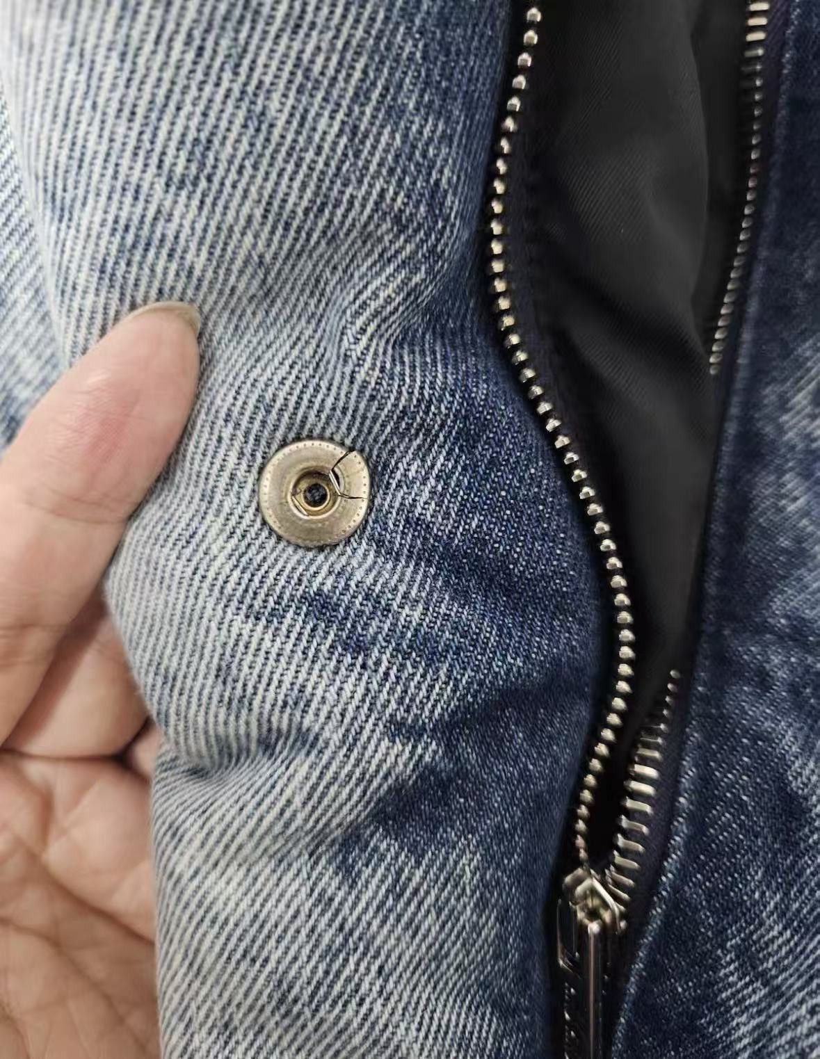 Miu Miu Miu Miu washed denim bread down jacket2410-xy Size US M / EU 48-50 / 2 - 5 Thumbnail