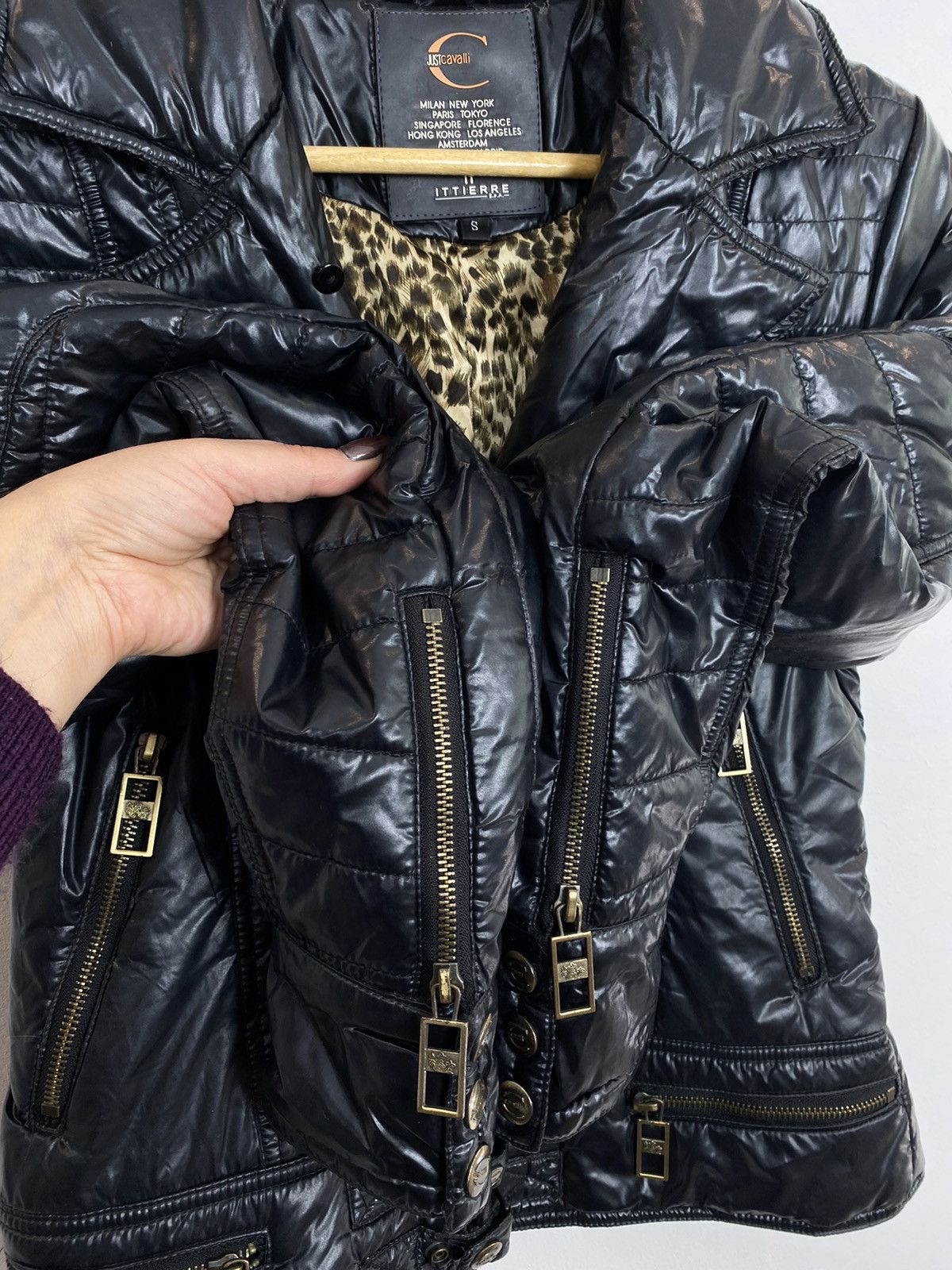 Just Cavalli Vintage Just Cavalli Multi Zip Puffer Biker Jacket Leopard Size S / US 4 / IT 40 - 10 Thumbnail