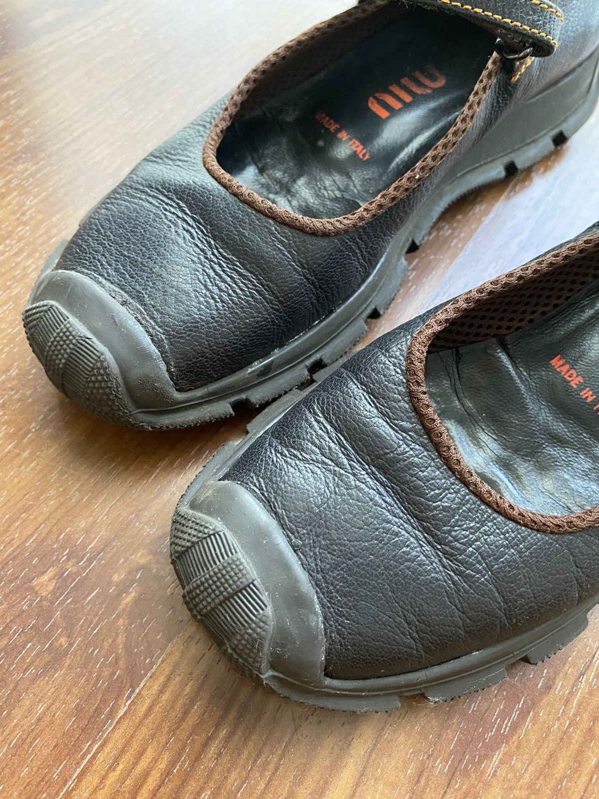 Miu Miu Miu Miu black/brown mary jane shoes. Size US 6 / IT 36 - 10 Thumbnail